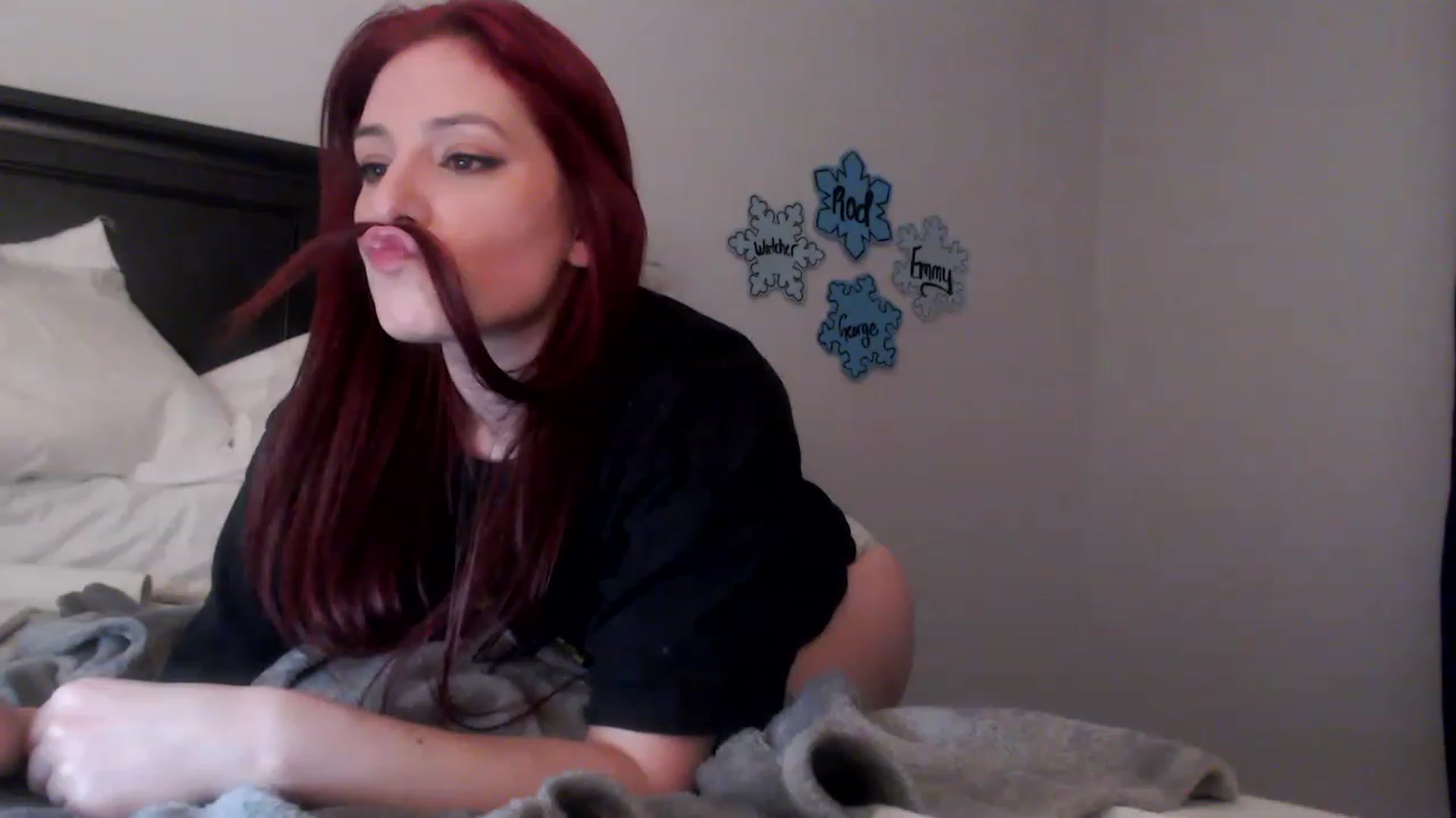 Gallery image thumbnail from EmmyLove's myfreecams stream on, 01/18/2023, 05:49 image 9 of 20