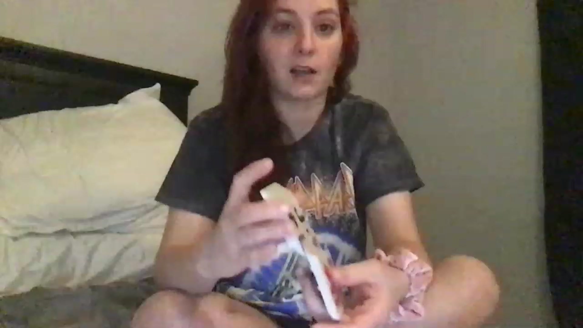 Gallery image thumbnail from EmmyLove's myfreecams stream on, 01/26/2023, 07:01 image 6 of 20