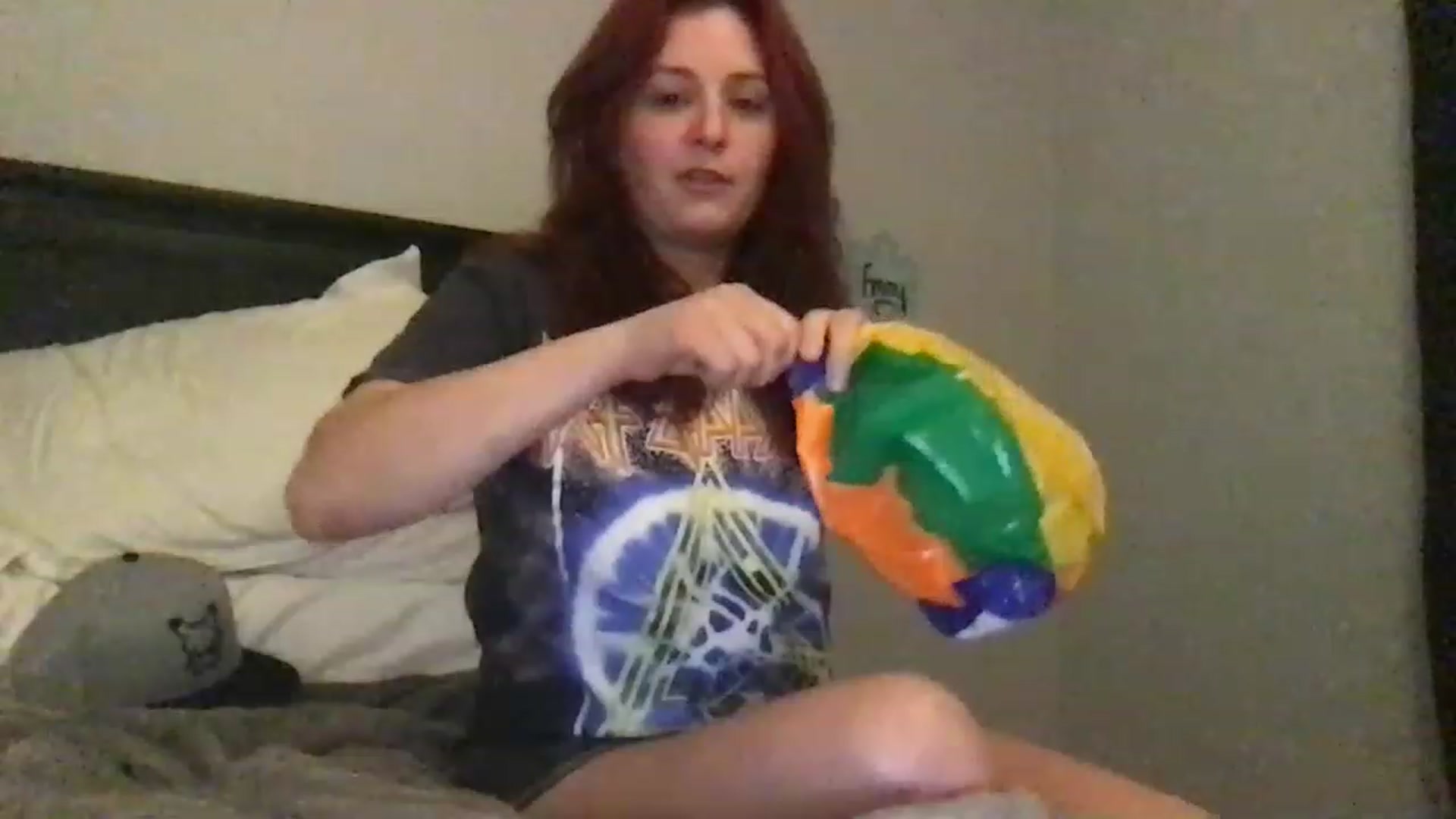 Gallery image thumbnail from EmmyLove's myfreecams stream on, 01/26/2023, 07:01 image 19 of 20