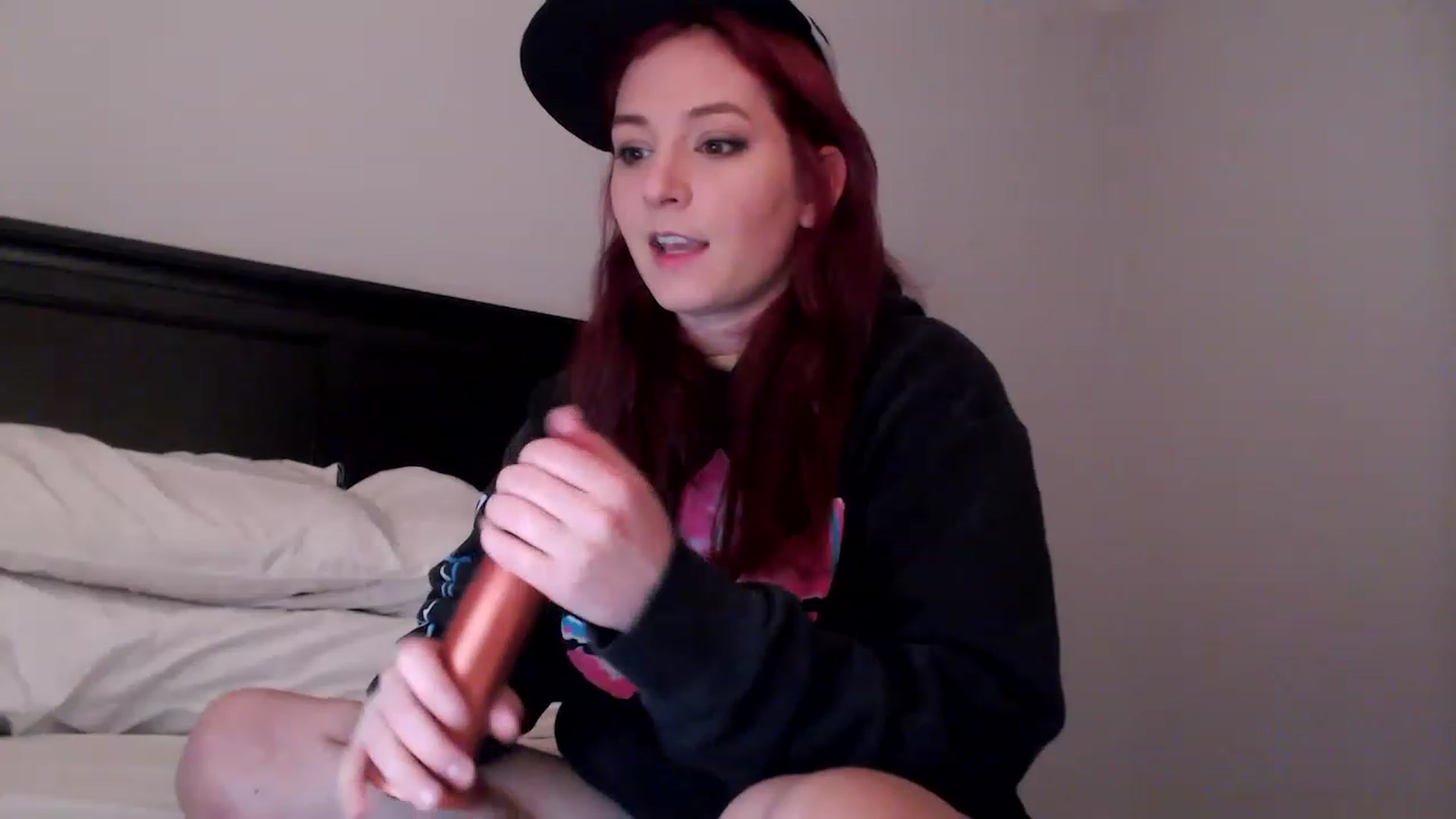 Gallery image thumbnail from EmmyLove's myfreecams stream on, 01/27/2023, 06:37 image 8 of 20