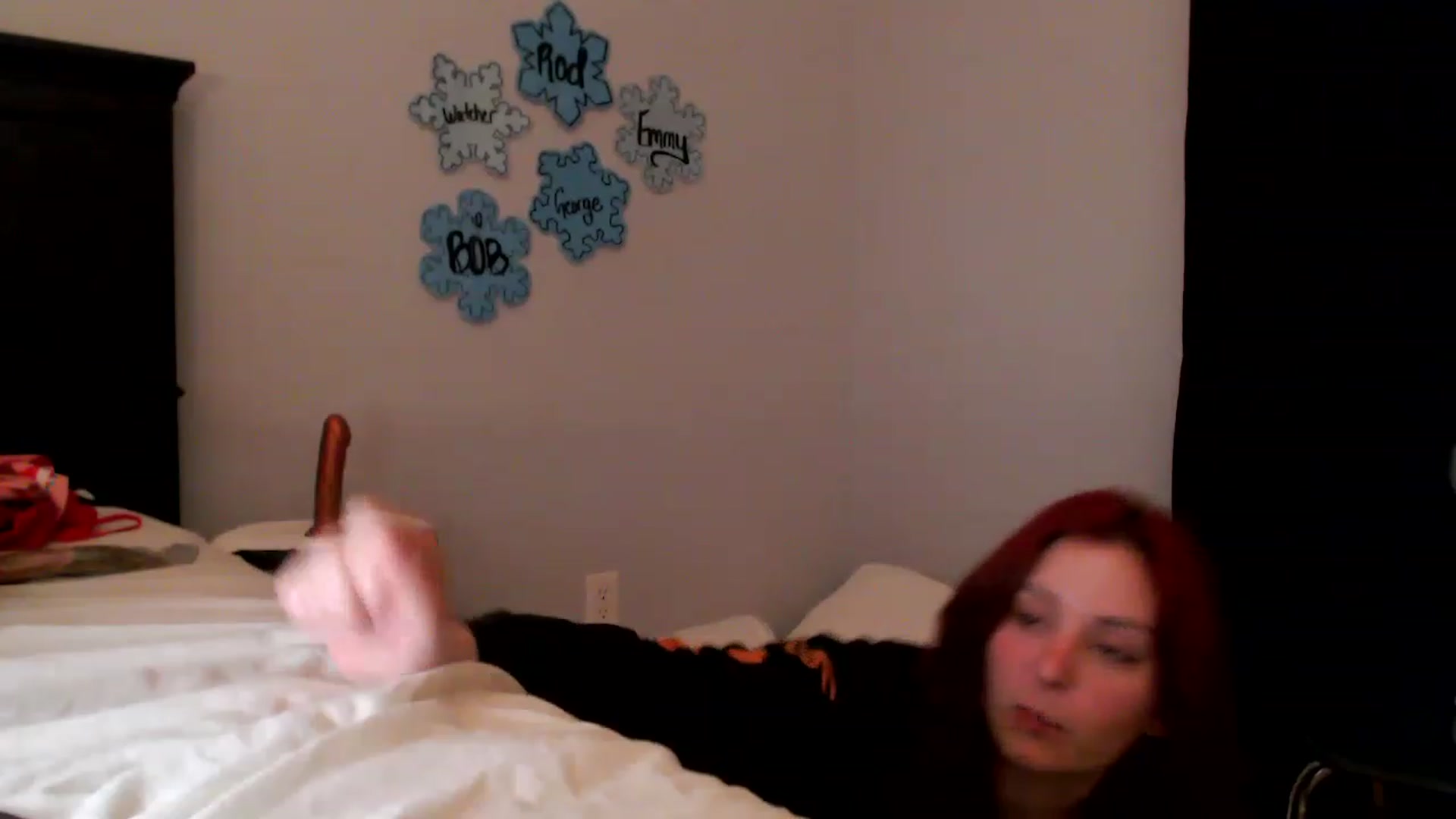 Gallery image thumbnail from EmmyLove's myfreecams stream on, 01/28/2023, 06:50 image 15 of 20