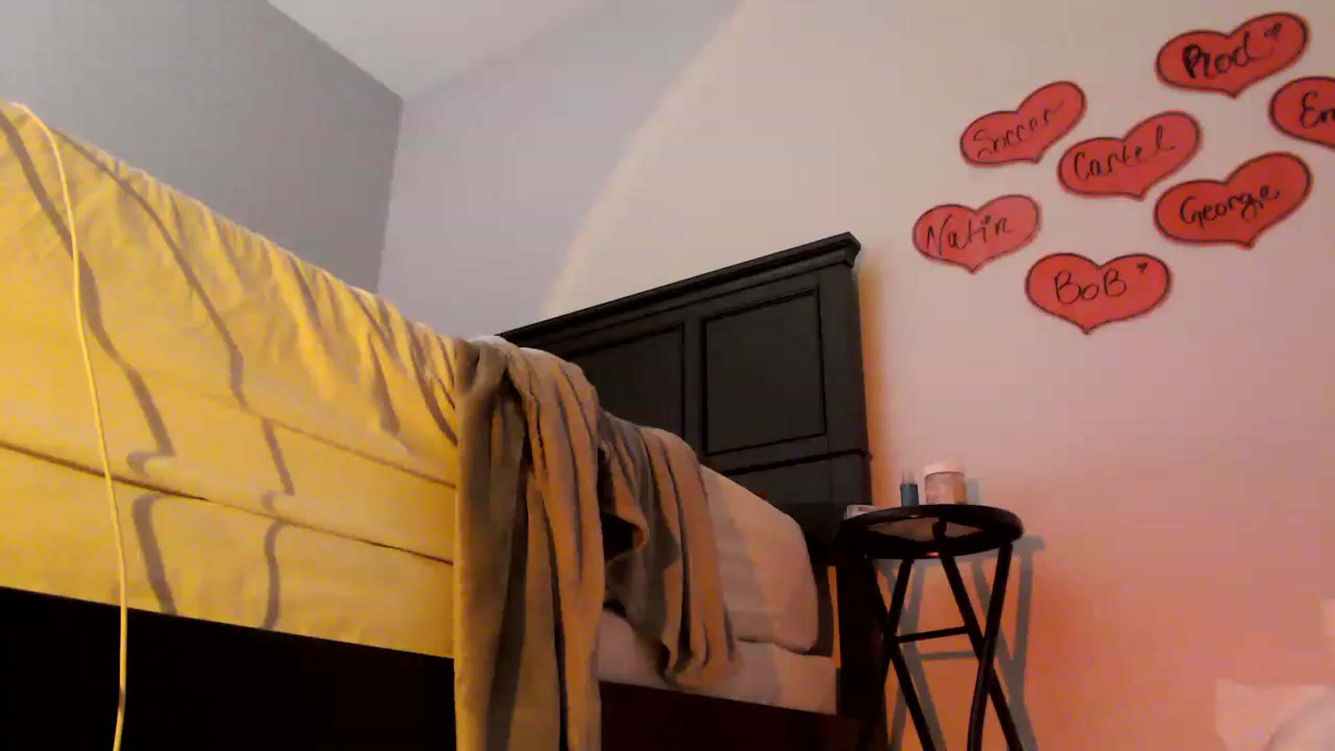 Gallery image thumbnail from EmmyLove's myfreecams stream on, 02/04/2023, 08:02 image 13 of 20