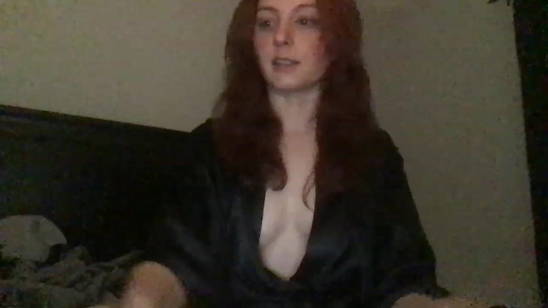 Gallery image thumbnail from EmmyLove's myfreecams stream on, 02/11/2023, 06:48 image 6 of 20