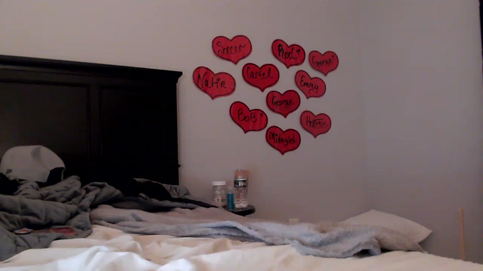 Gallery image thumbnail from EmmyLove's myfreecams stream on, 02/11/2023, 07:19 image 14 of 20