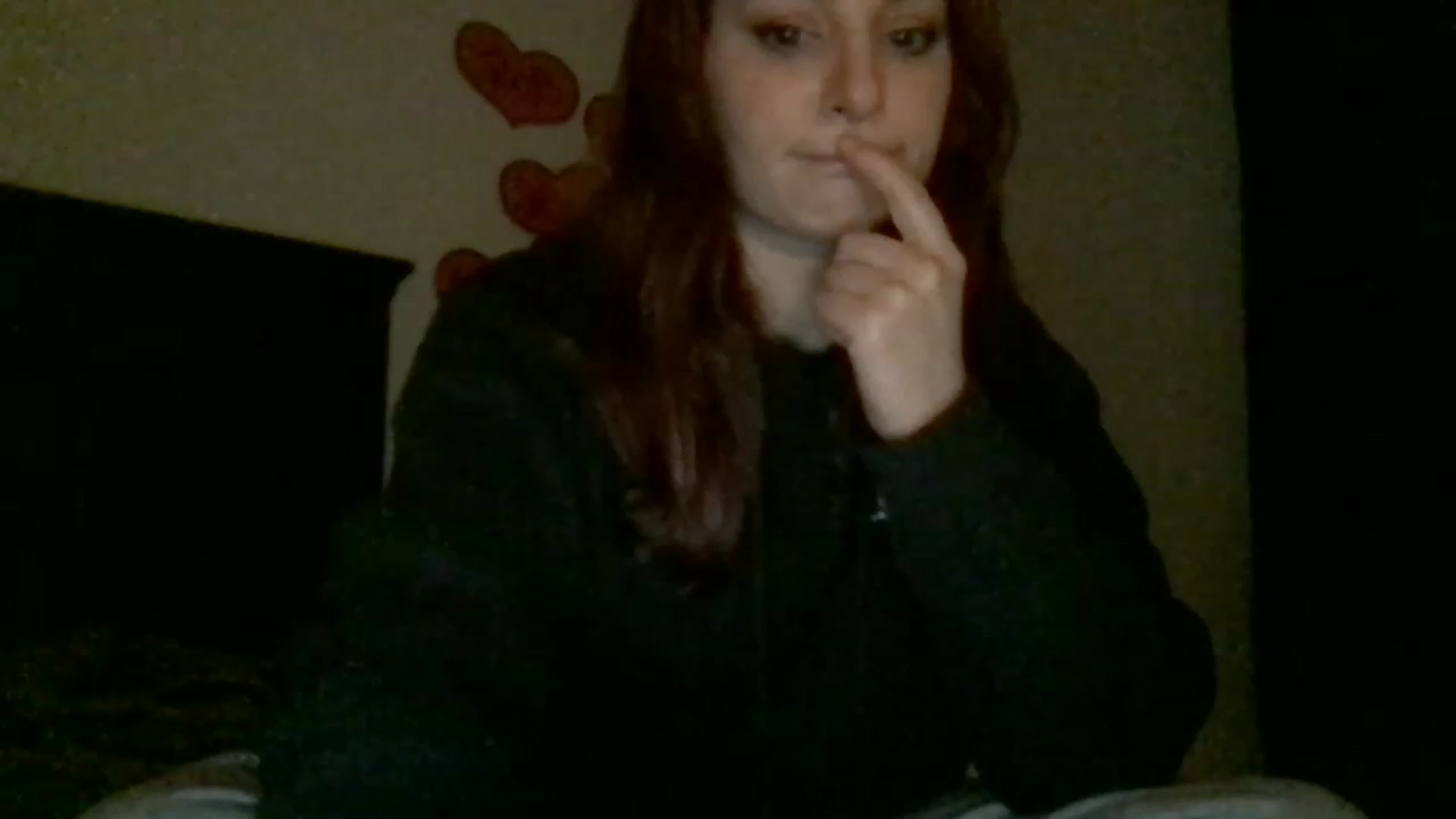 Gallery image thumbnail from EmmyLove's myfreecams stream on, 02/28/2023, 06:07 image 14 of 20