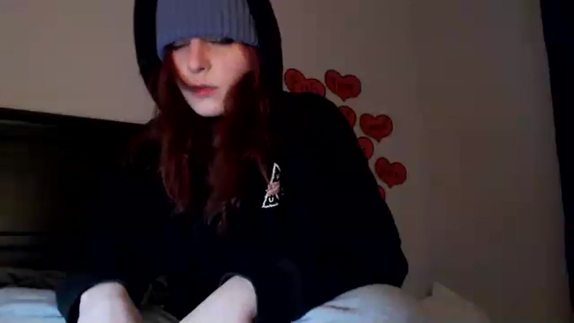 Gallery image thumbnail from EmmyLove's myfreecams stream on, 02/28/2023, 06:40 image 17 of 20