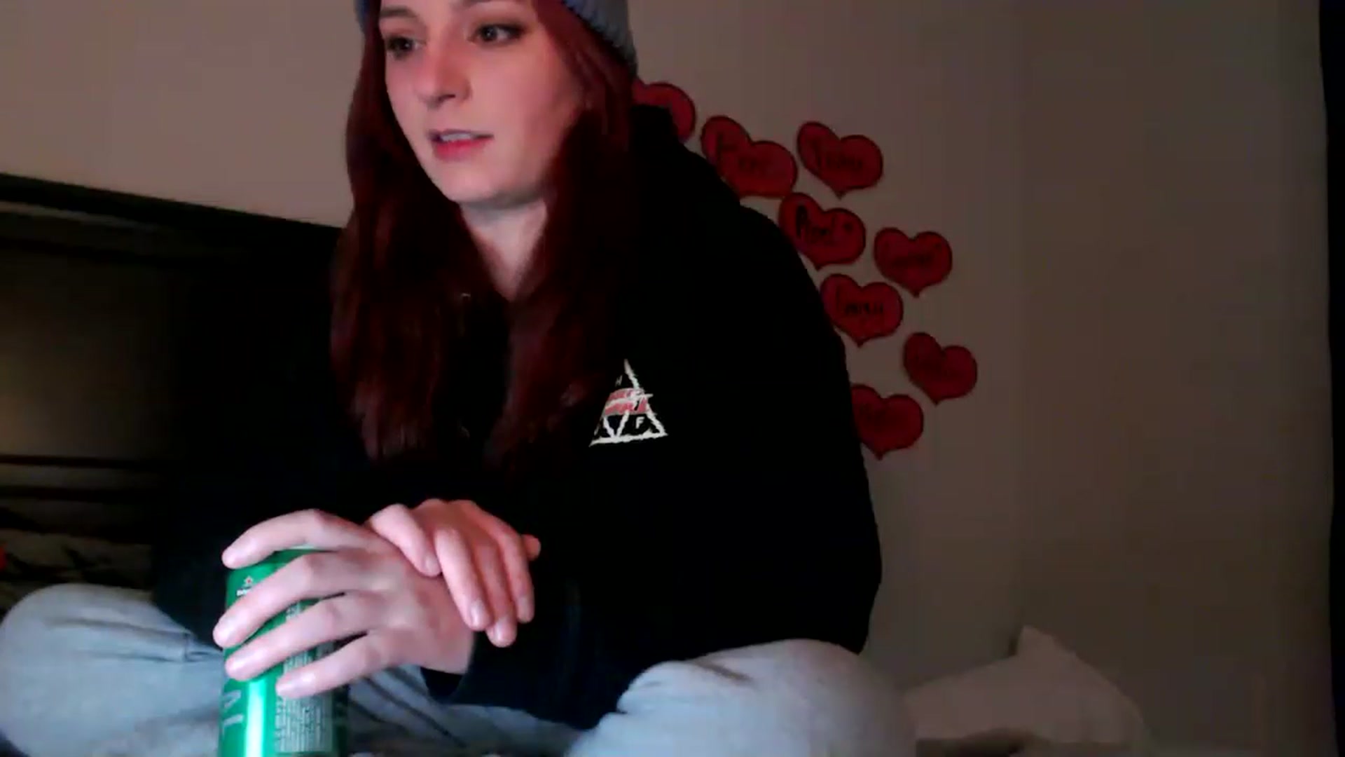 Gallery image thumbnail from EmmyLove's myfreecams stream on, 02/28/2023, 06:40 image 15 of 20