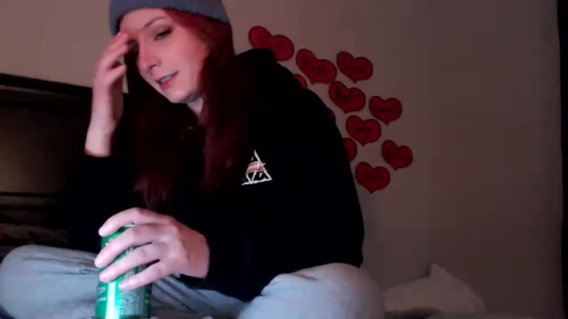 Gallery image thumbnail from EmmyLove's myfreecams stream on, 02/28/2023, 06:40 image 14 of 20