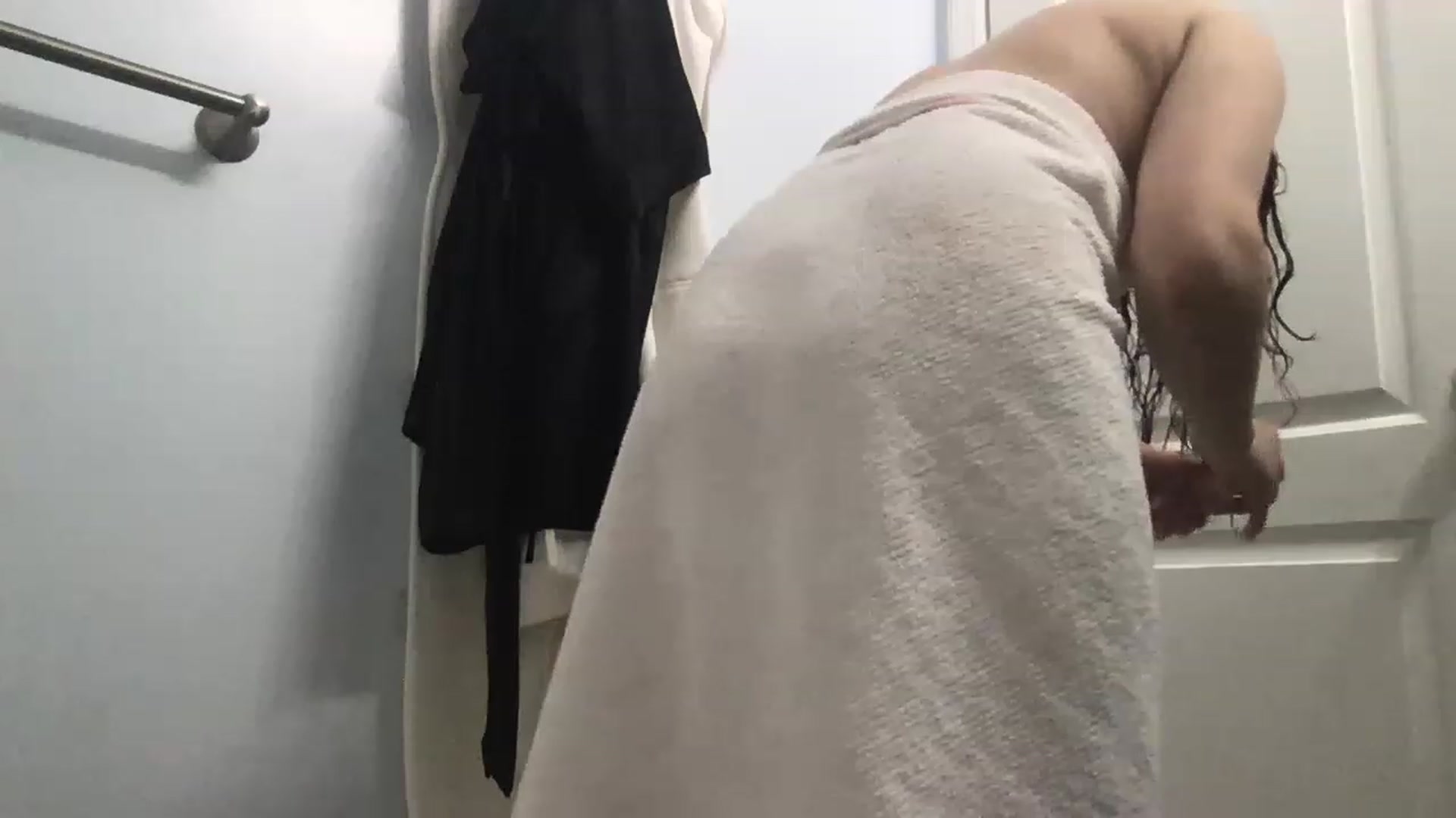 Gallery image thumbnail from EmmyLove's myfreecams stream on, 03/07/2023, 06:21 image 18 of 20
