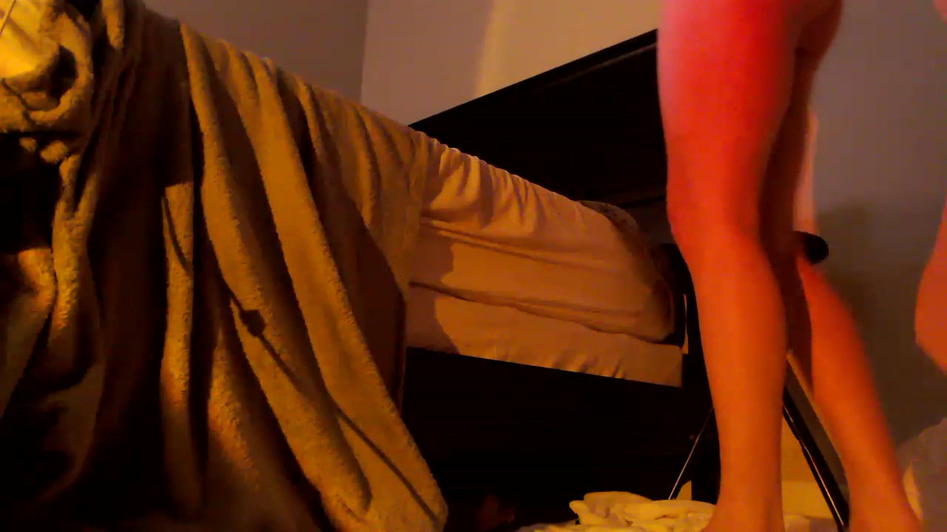 Gallery image thumbnail from EmmyLove's myfreecams stream on, 03/11/2023, 08:04 image 7 of 20
