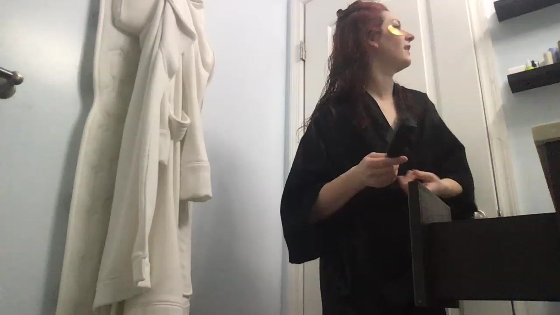 Gallery image thumbnail from EmmyLove's myfreecams stream on, 03/14/2023, 06:36 image 11 of 20