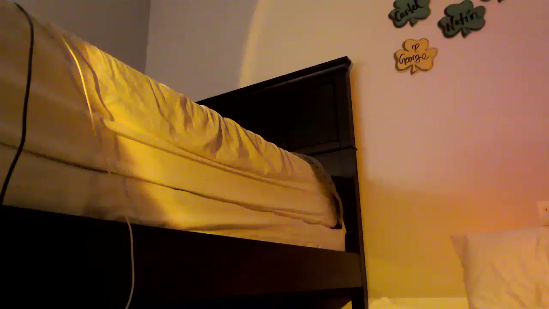 Gallery image thumbnail from EmmyLove's myfreecams stream on, 03/15/2023, 05:47 image 18 of 20