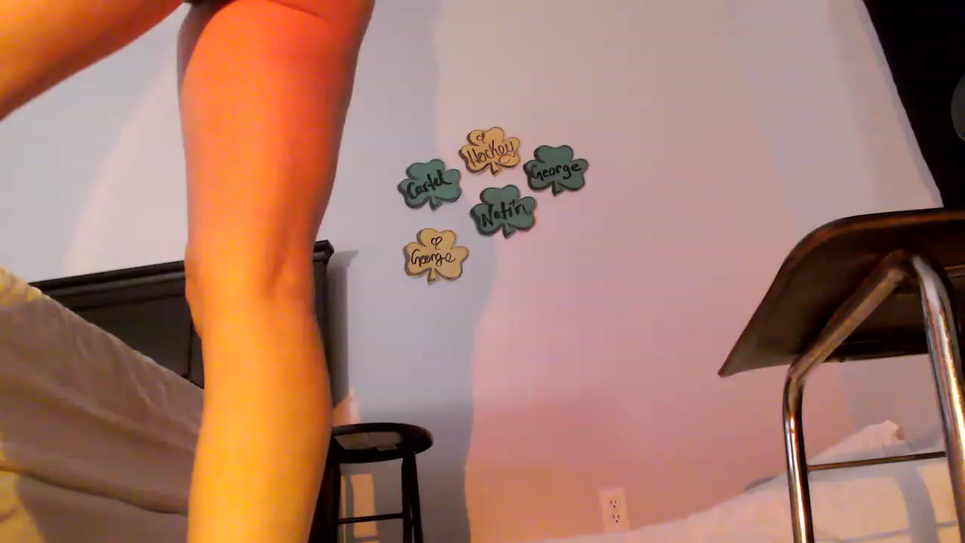 Gallery image thumbnail from EmmyLove's myfreecams stream on, 03/31/2023, 06:28 image 8 of 20