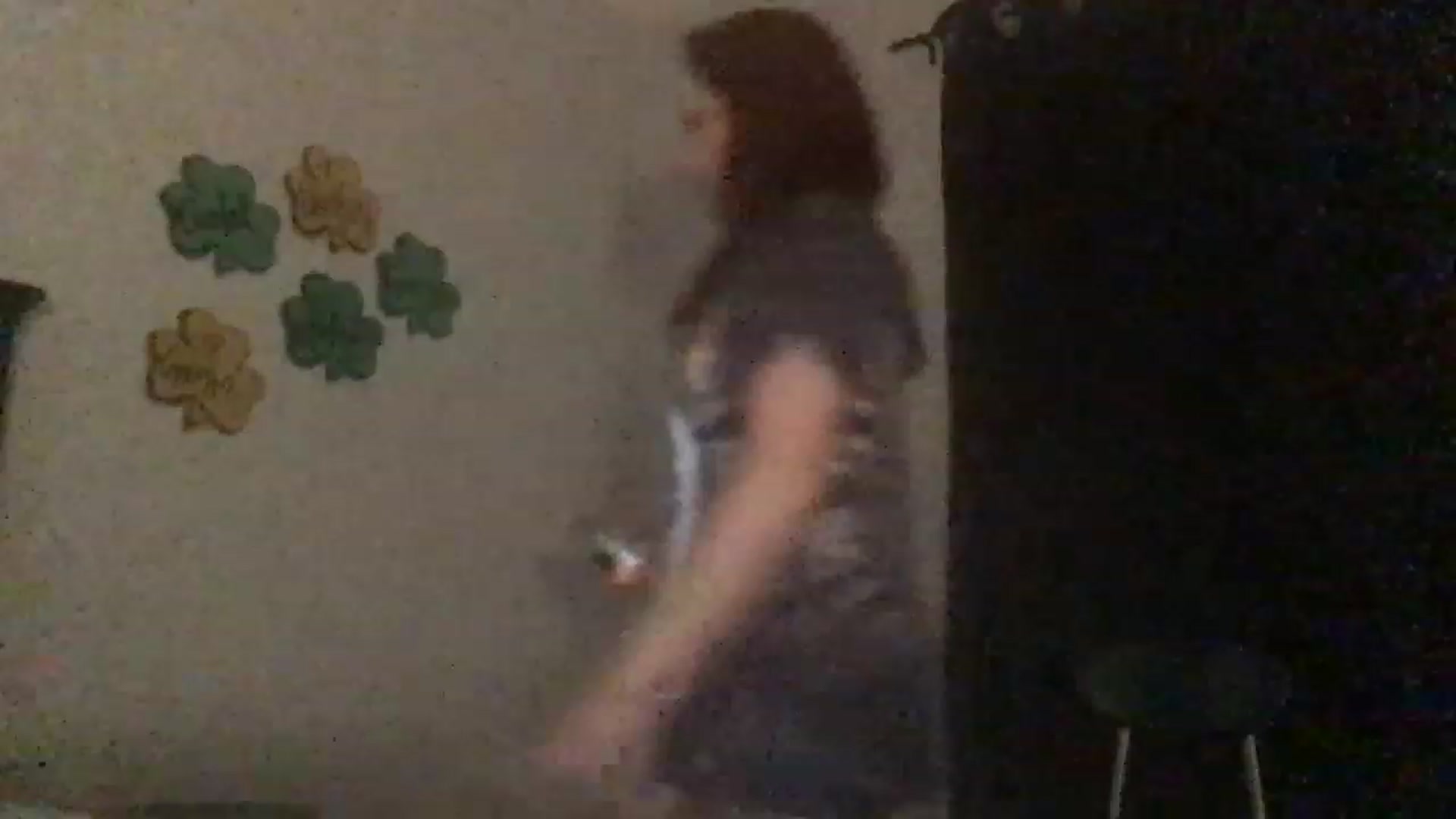 Gallery image thumbnail from EmmyLove's myfreecams stream on, 04/01/2023, 06:19 image 1 of 20