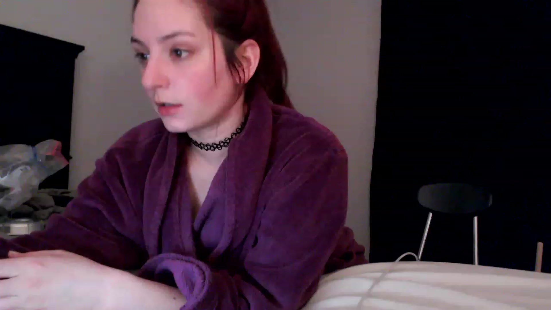 Gallery image thumbnail from EmmyLove's myfreecams stream on, 04/04/2023, 06:19 image 15 of 20