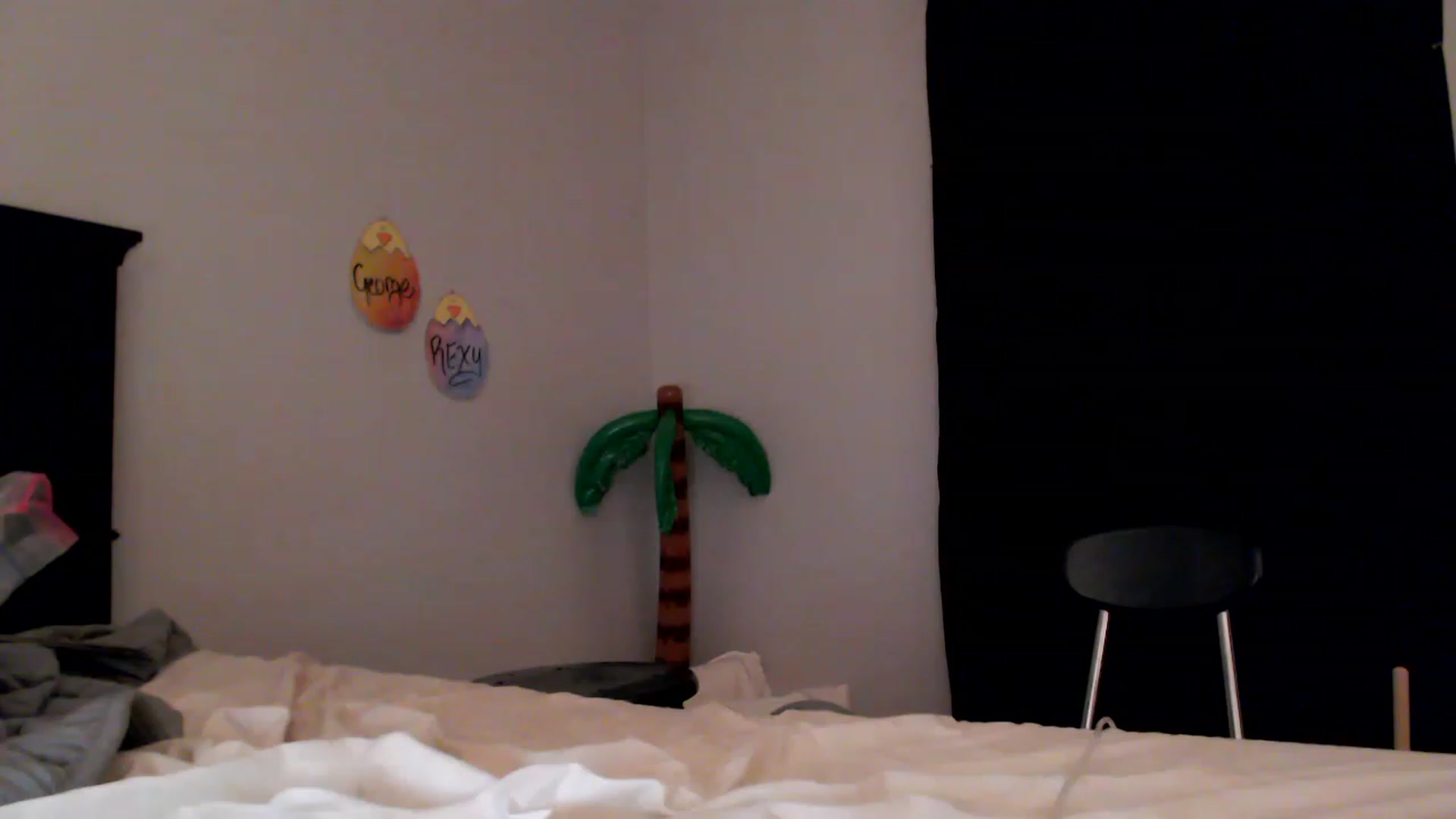 Gallery image thumbnail from EmmyLove's myfreecams stream on, 04/04/2023, 06:19 image 9 of 20