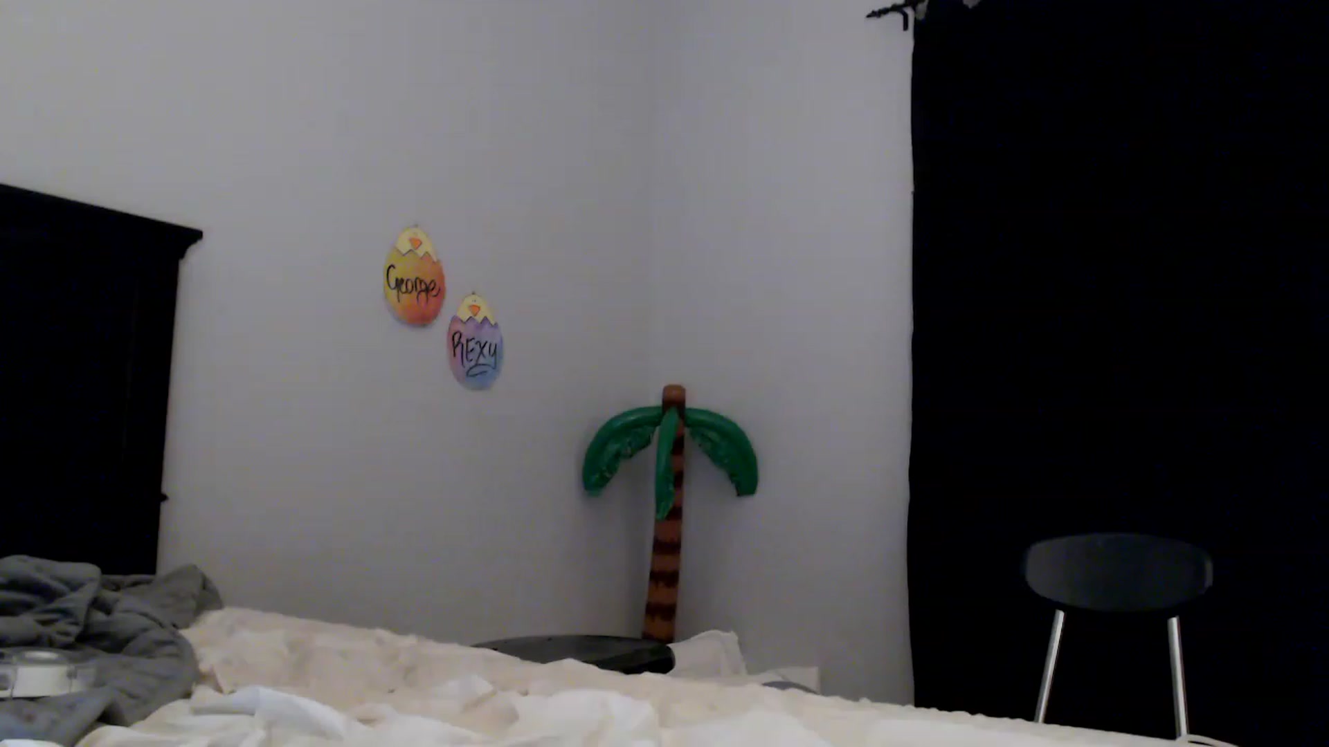 Gallery image thumbnail from EmmyLove's myfreecams stream on, 04/05/2023, 06:50 image 3 of 20