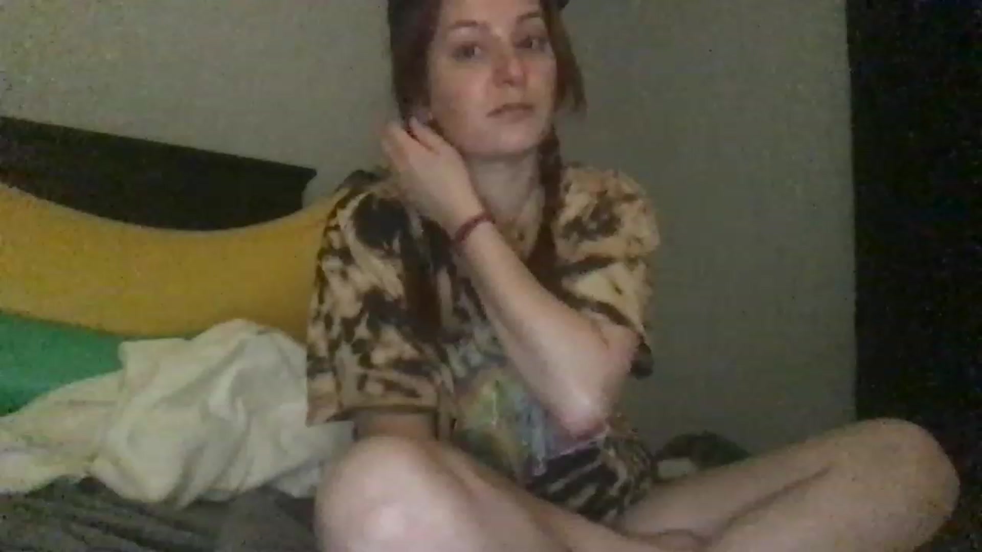 Gallery image thumbnail from EmmyLove's myfreecams stream on, 04/17/2023, 05:43 image 12 of 20