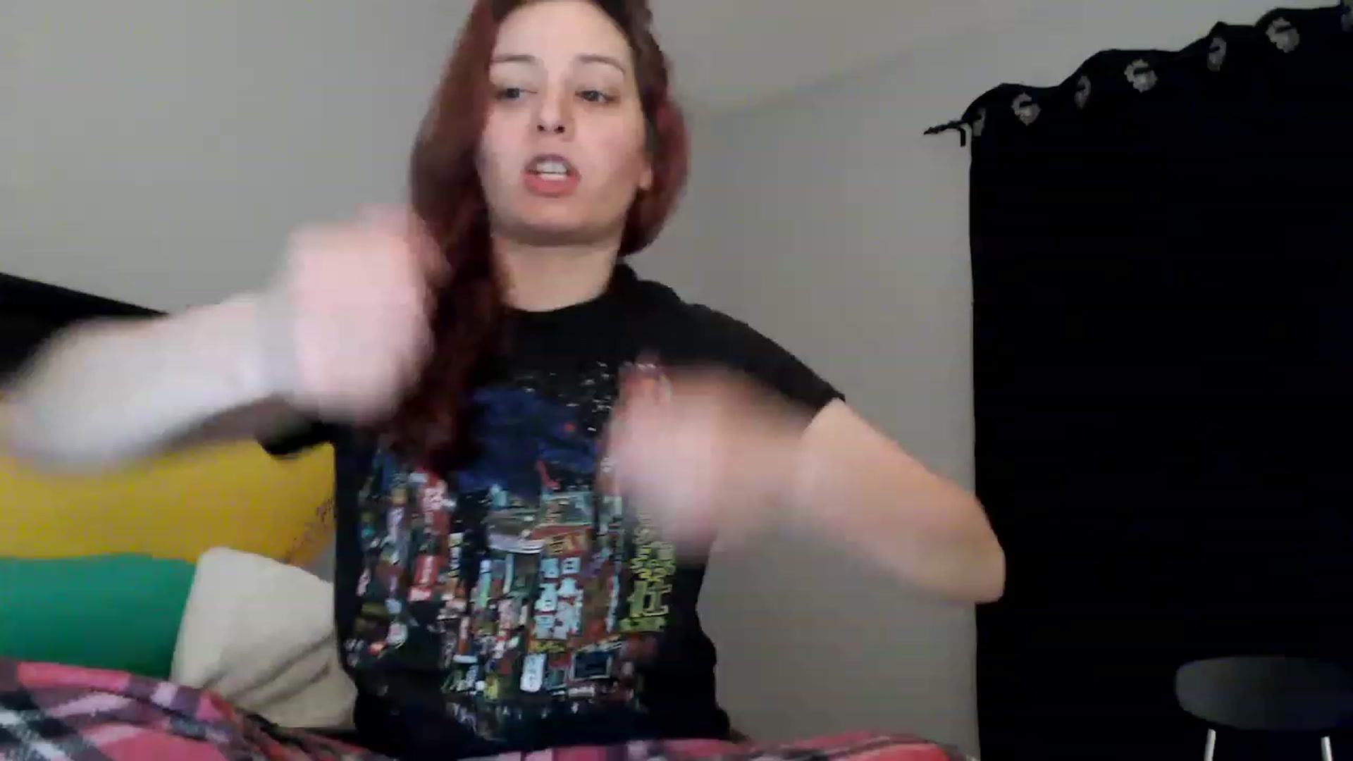 Gallery image thumbnail from EmmyLove's myfreecams stream on, 04/20/2023, 06:22 image 4 of 20