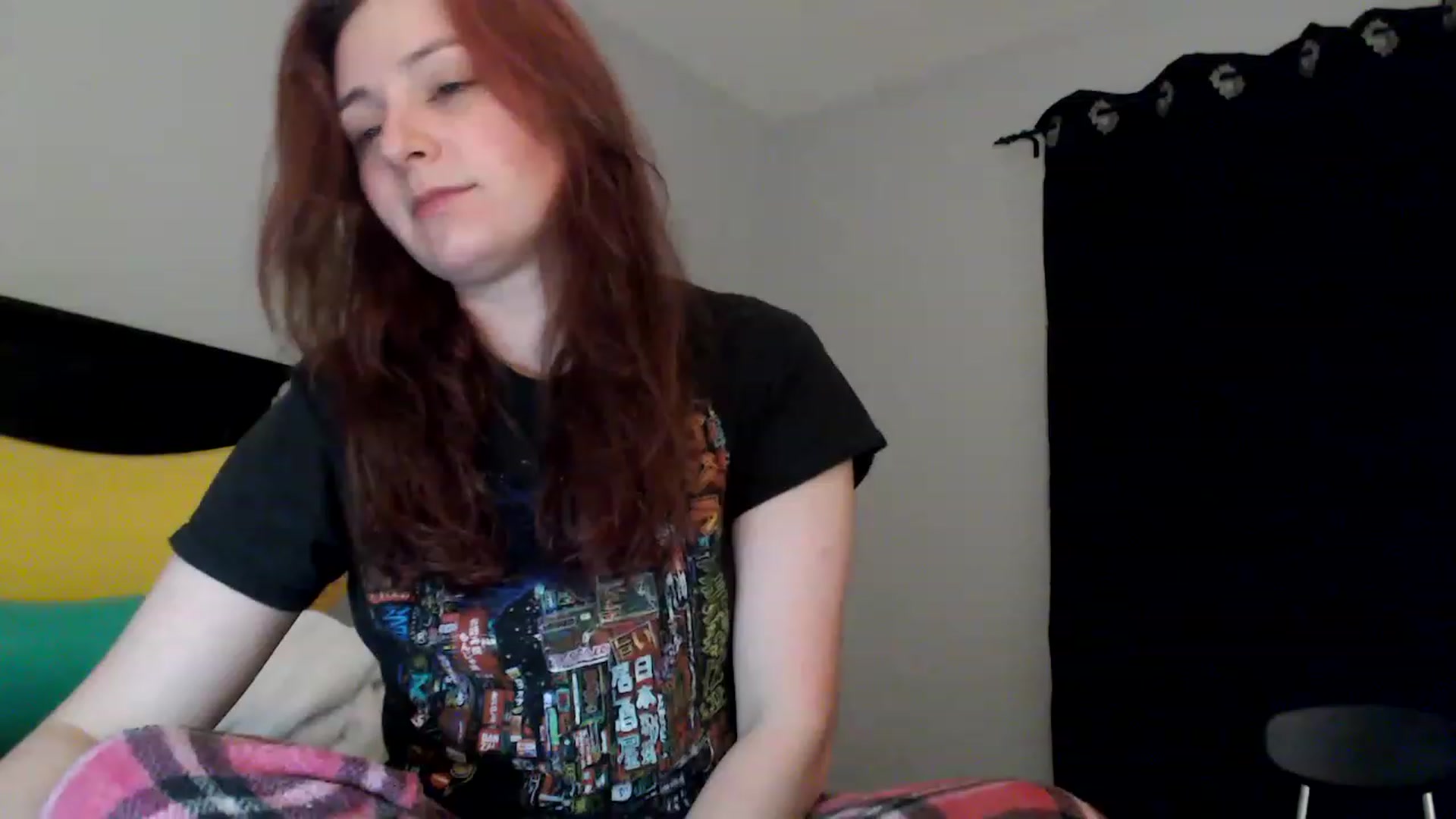 Gallery image thumbnail from EmmyLove's myfreecams stream on, 04/20/2023, 06:22 image 7 of 20