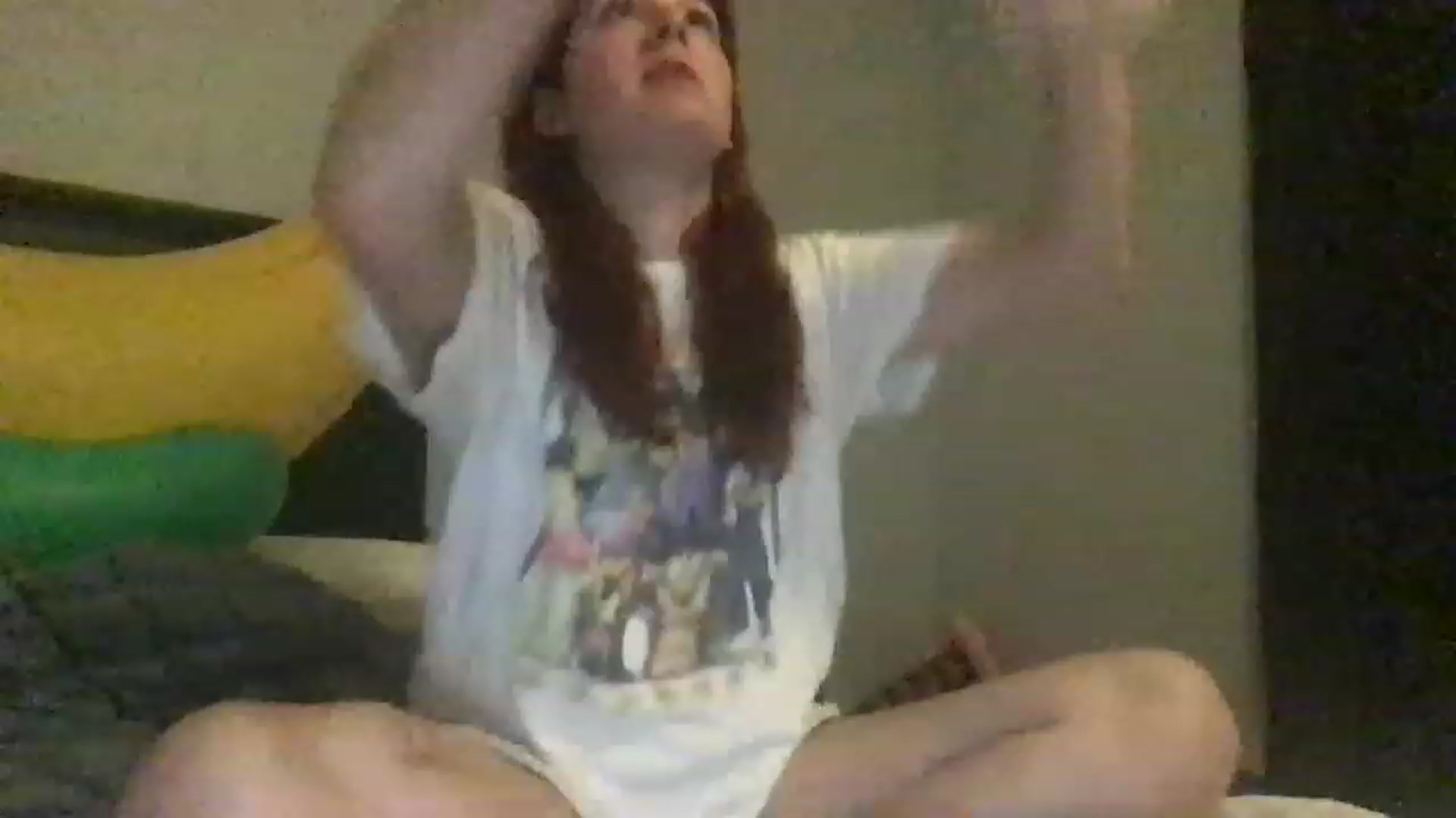 Gallery image thumbnail from EmmyLove's myfreecams stream on, 04/25/2023, 06:08 image 10 of 20