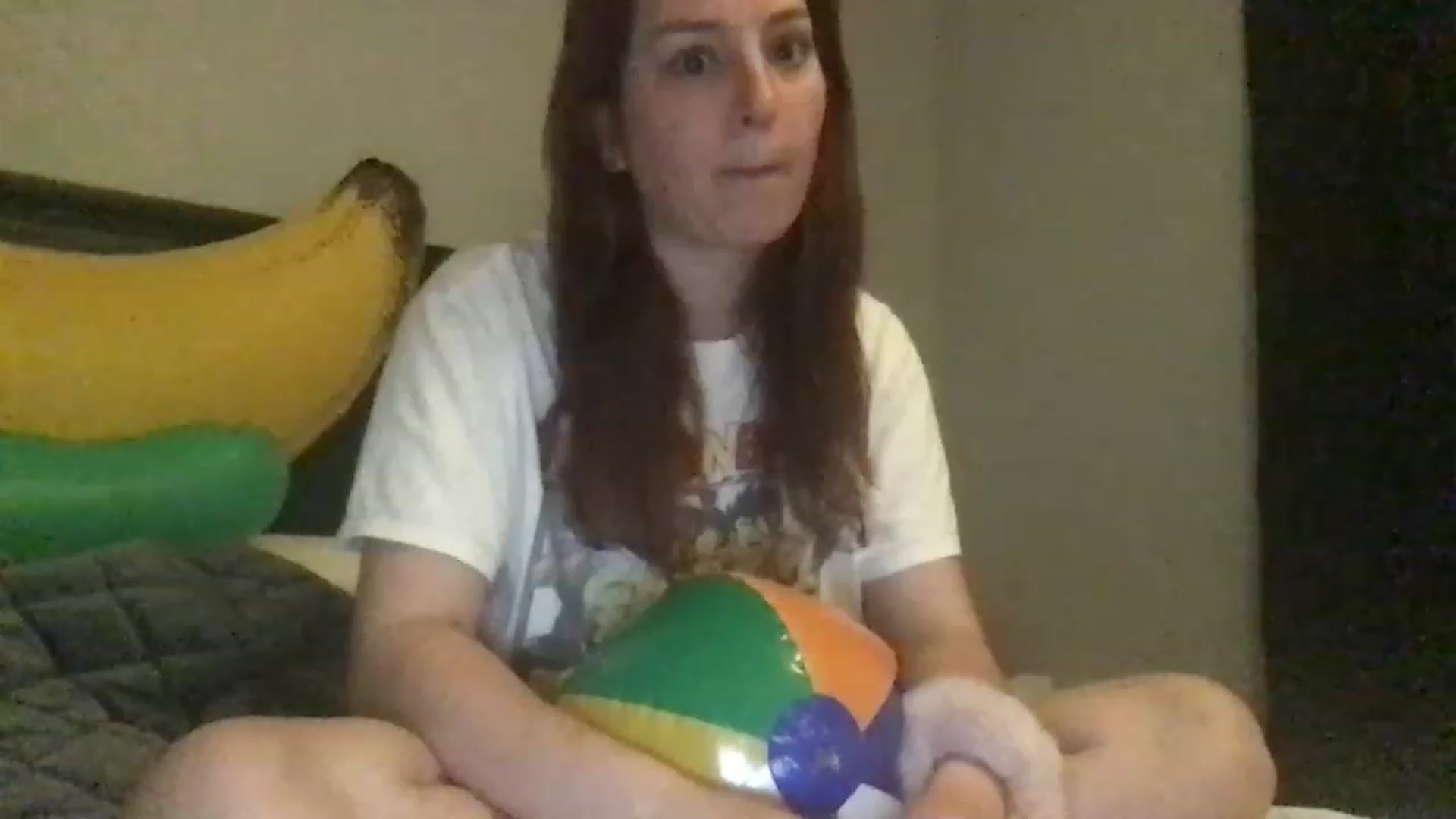 Gallery image thumbnail from EmmyLove's myfreecams stream on, 04/25/2023, 06:08 image 11 of 20