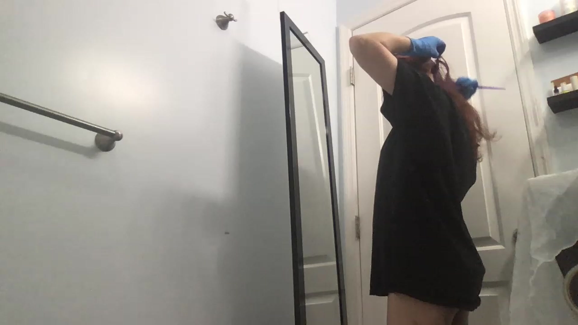 Gallery image thumbnail from EmmyLove's myfreecams stream on, 04/26/2023, 05:38 image 11 of 20