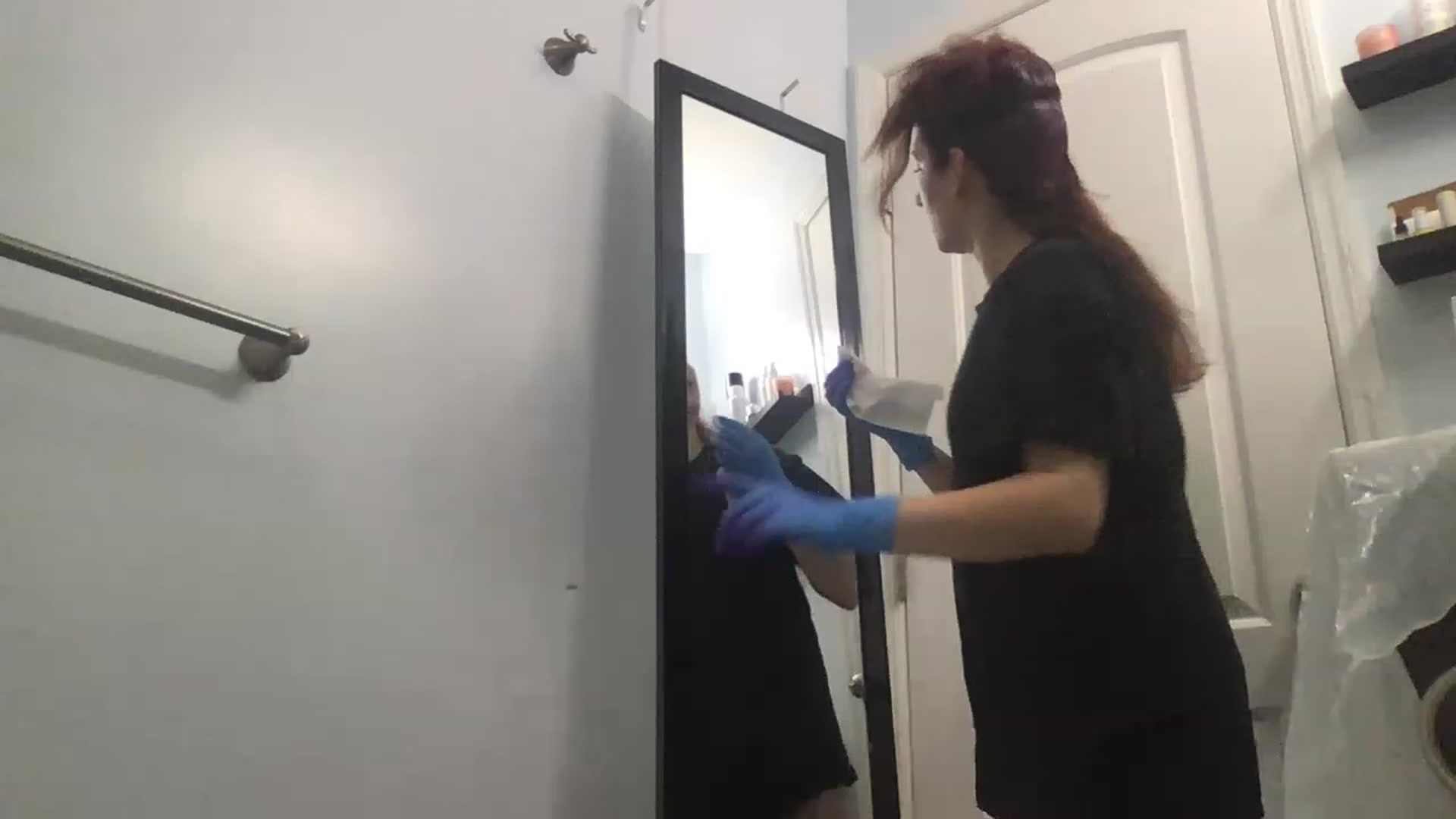Gallery image thumbnail from EmmyLove's myfreecams stream on, 04/26/2023, 05:38 image 19 of 20