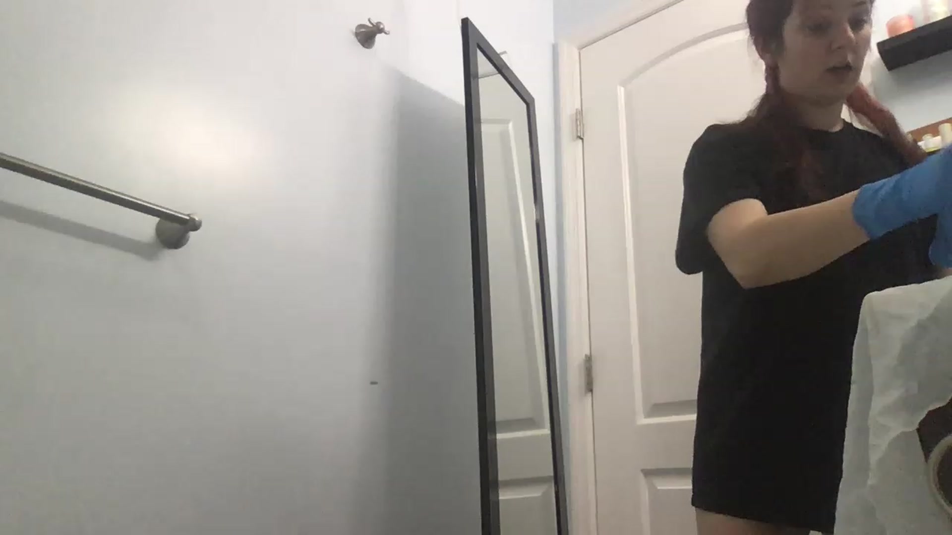 Gallery image thumbnail from EmmyLove's myfreecams stream on, 04/26/2023, 05:38 image 6 of 20