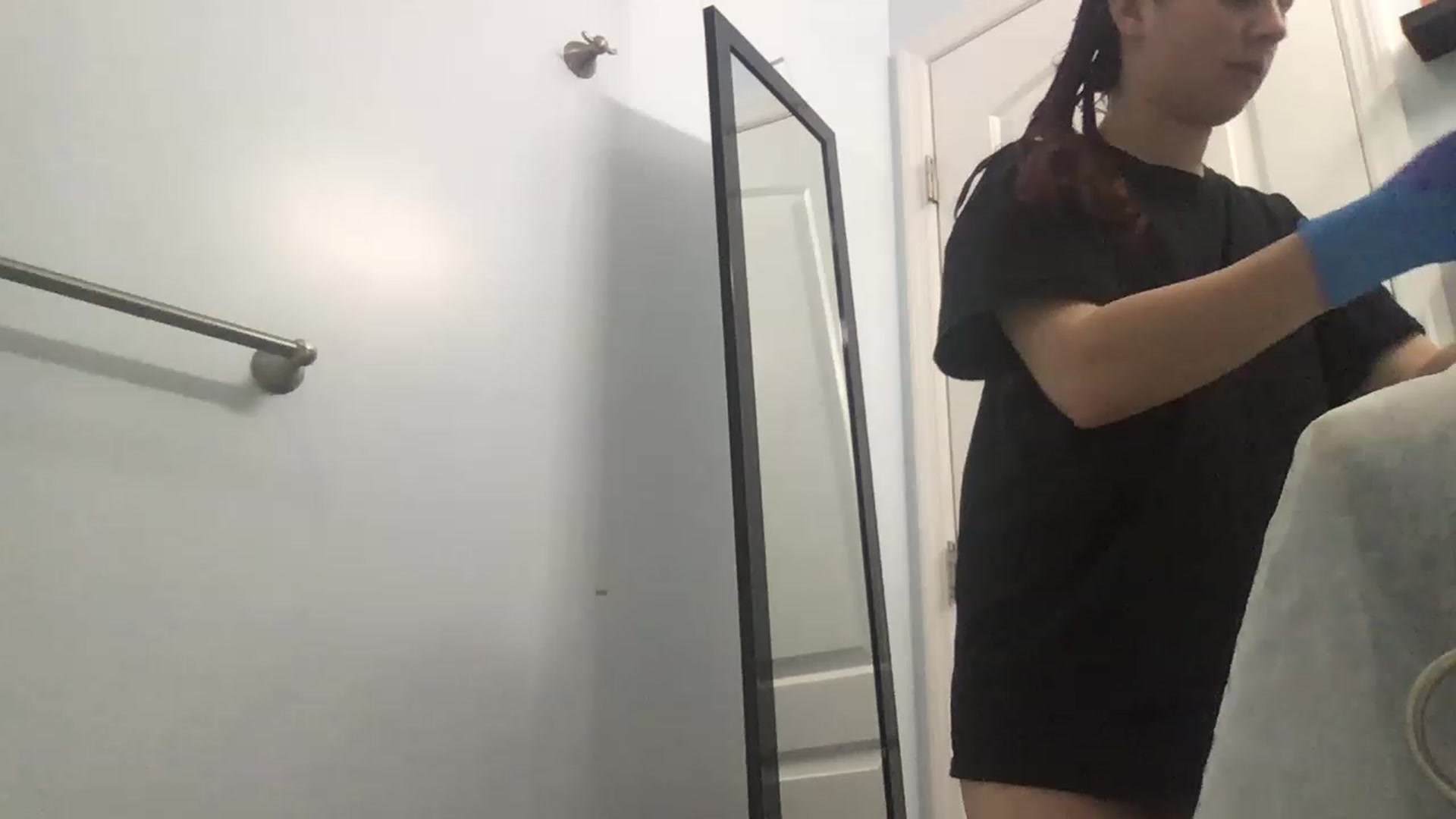Gallery image thumbnail from EmmyLove's myfreecams stream on, 04/26/2023, 06:13 image 8 of 20