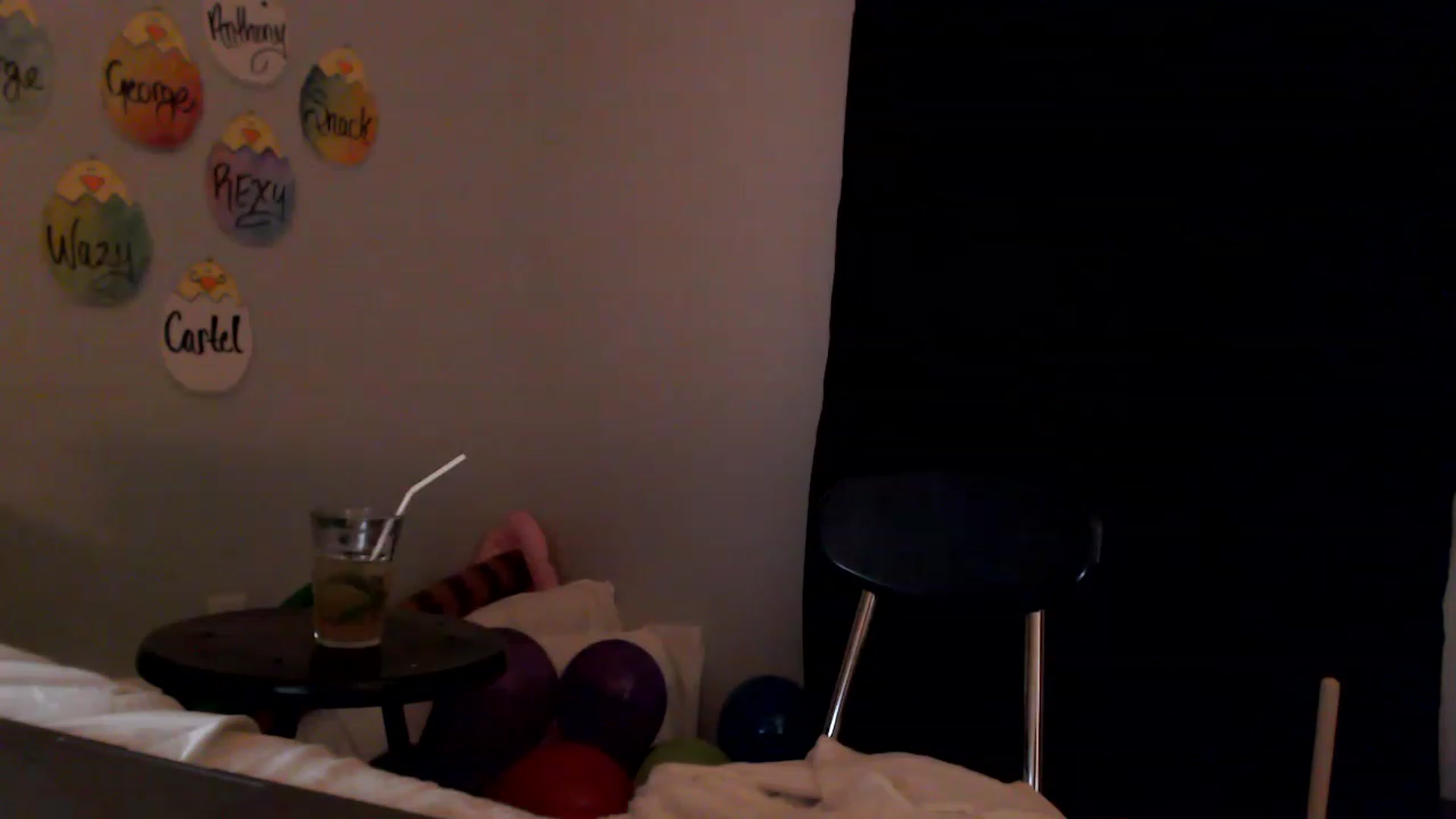 Gallery image thumbnail from EmmyLove's myfreecams stream on, 04/28/2023, 06:32 image 10 of 20