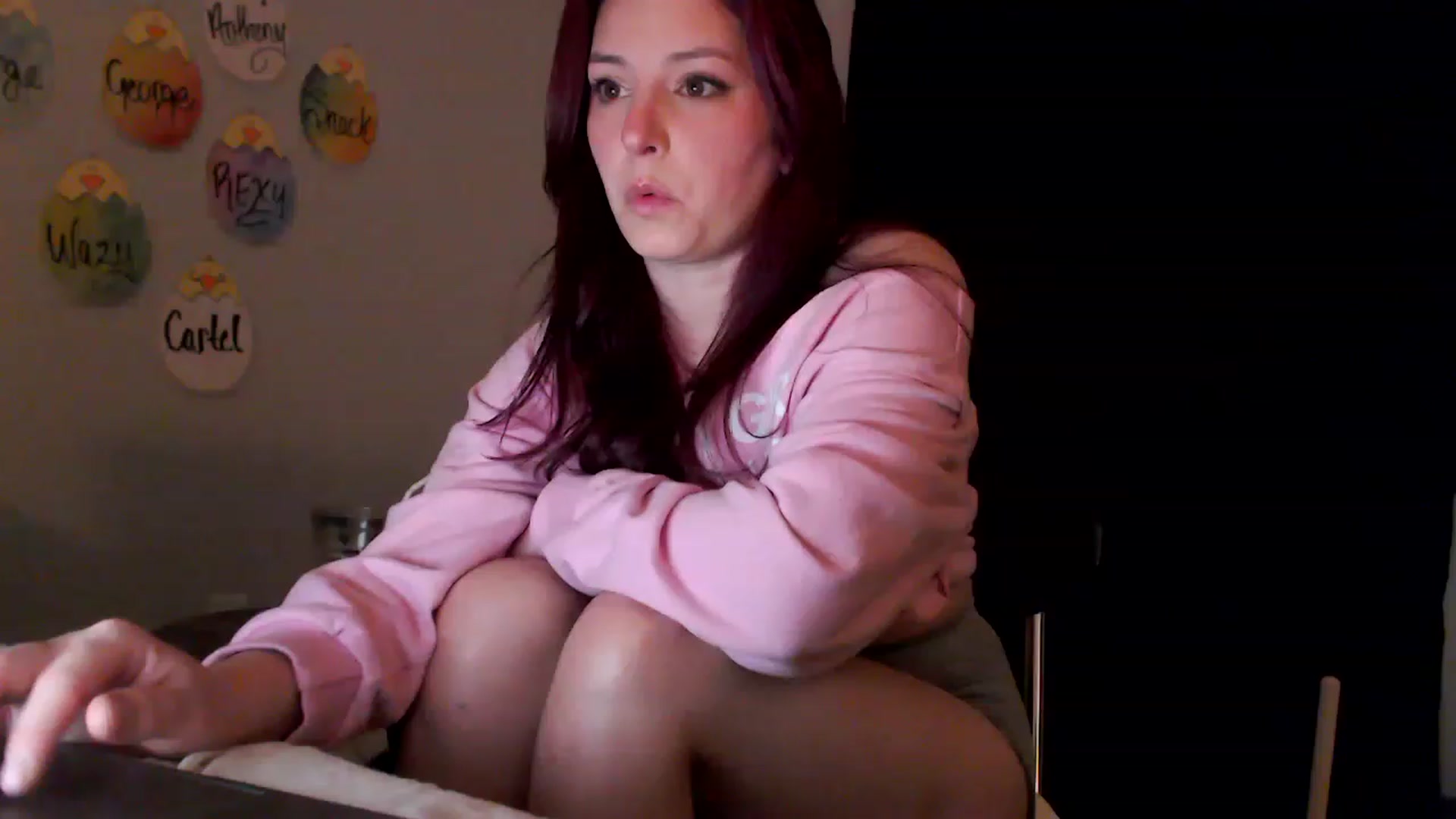 Gallery image thumbnail from EmmyLove's myfreecams stream on, 04/28/2023, 06:32 image 9 of 20