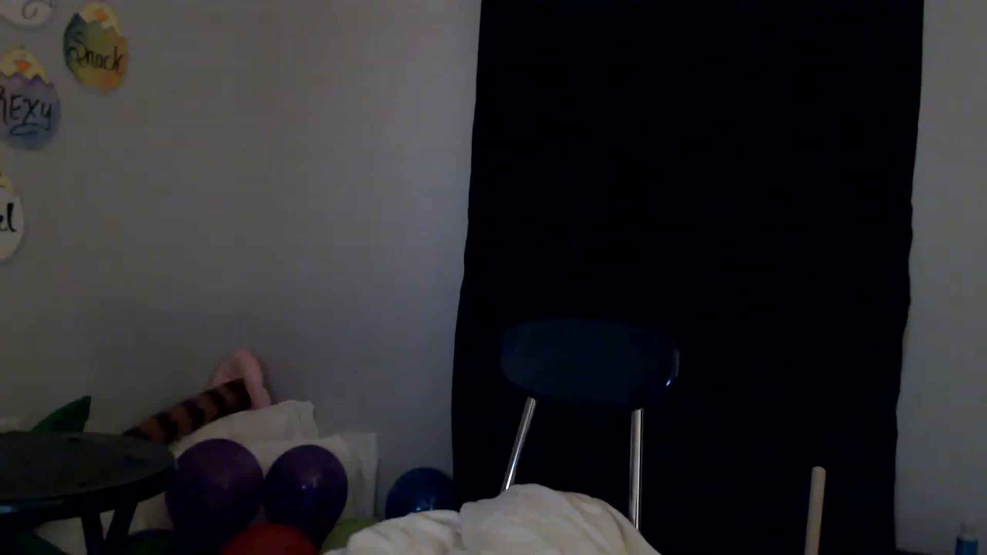 Gallery image thumbnail from EmmyLove's myfreecams stream on, 04/28/2023, 06:32 image 4 of 20