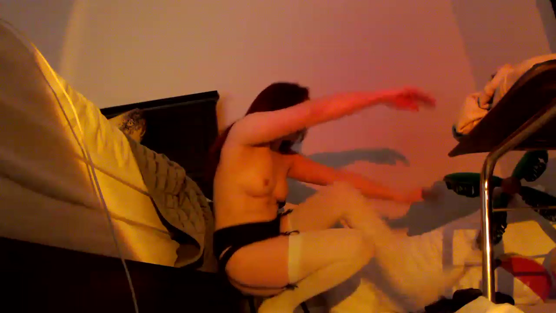 Gallery image thumbnail from EmmyLove's myfreecams stream on, 05/06/2023, 06:37 image 8 of 20