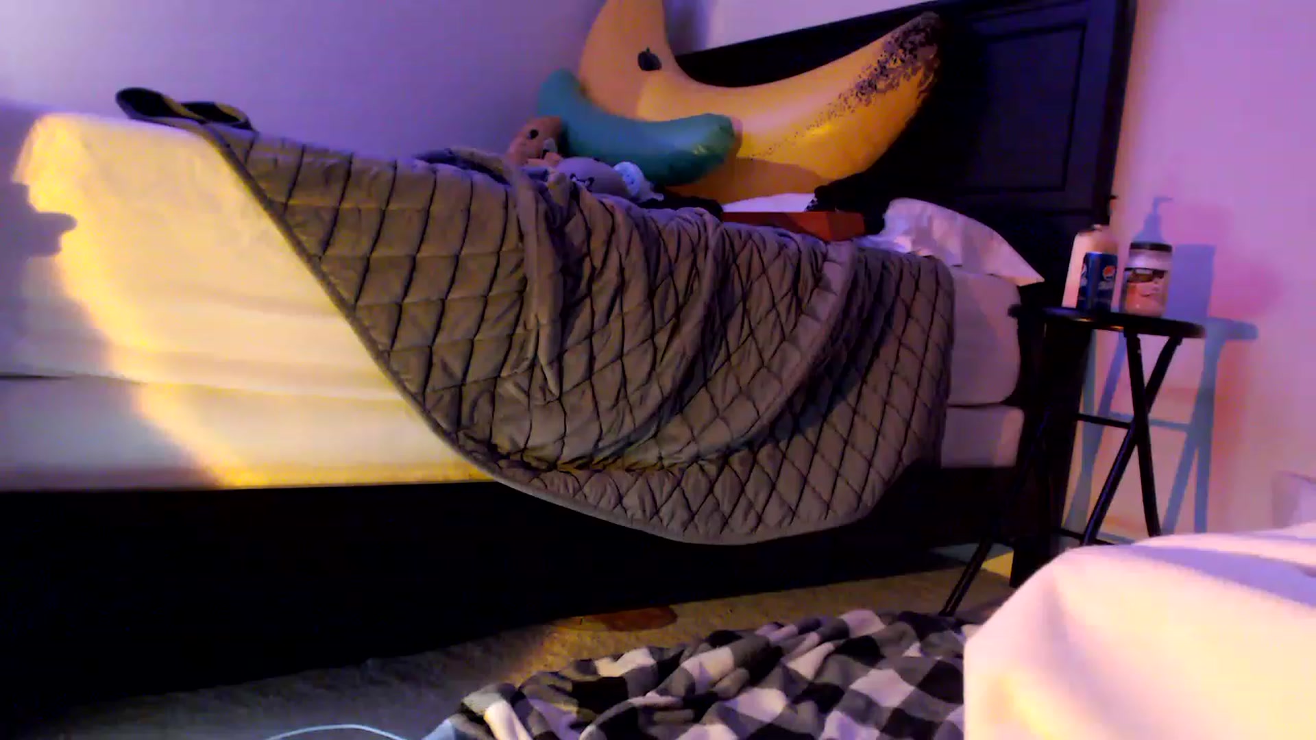 Gallery image thumbnail from EmmyLove's myfreecams stream on, 05/13/2023, 07:33 image 18 of 20