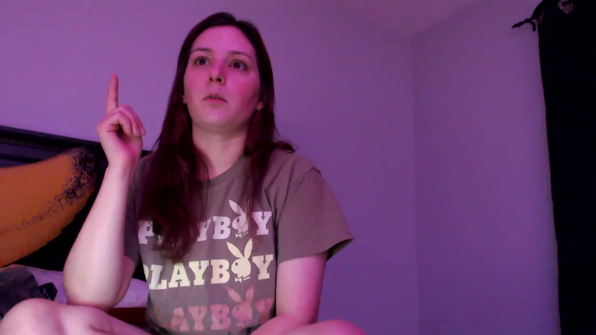 Gallery image thumbnail from EmmyLove's myfreecams stream on, 05/19/2023, 05:37 image 8 of 20