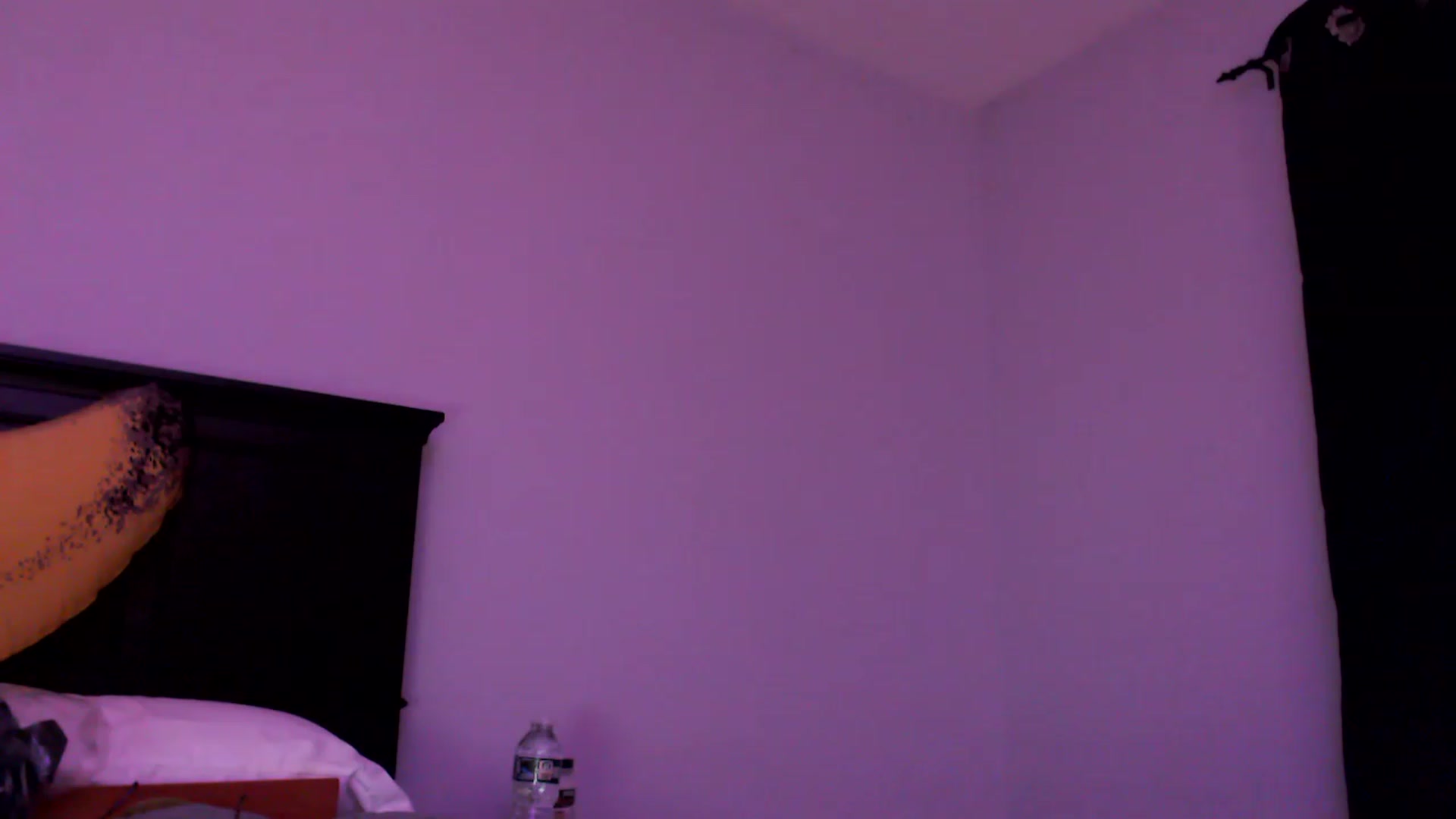 Gallery image thumbnail from EmmyLove's myfreecams stream on, 05/19/2023, 05:37 image 5 of 20