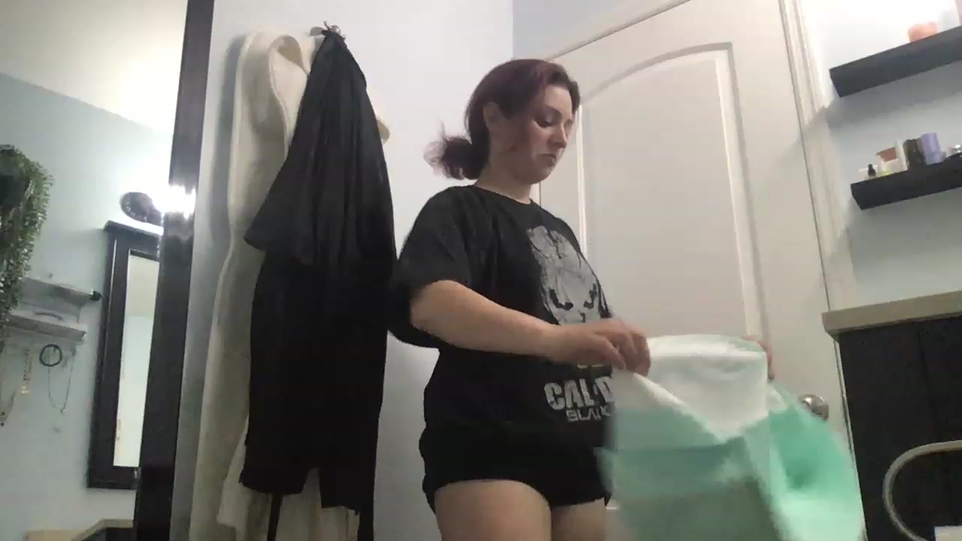 Gallery image thumbnail from EmmyLove's myfreecams stream on, 05/25/2023, 04:05 image 12 of 20