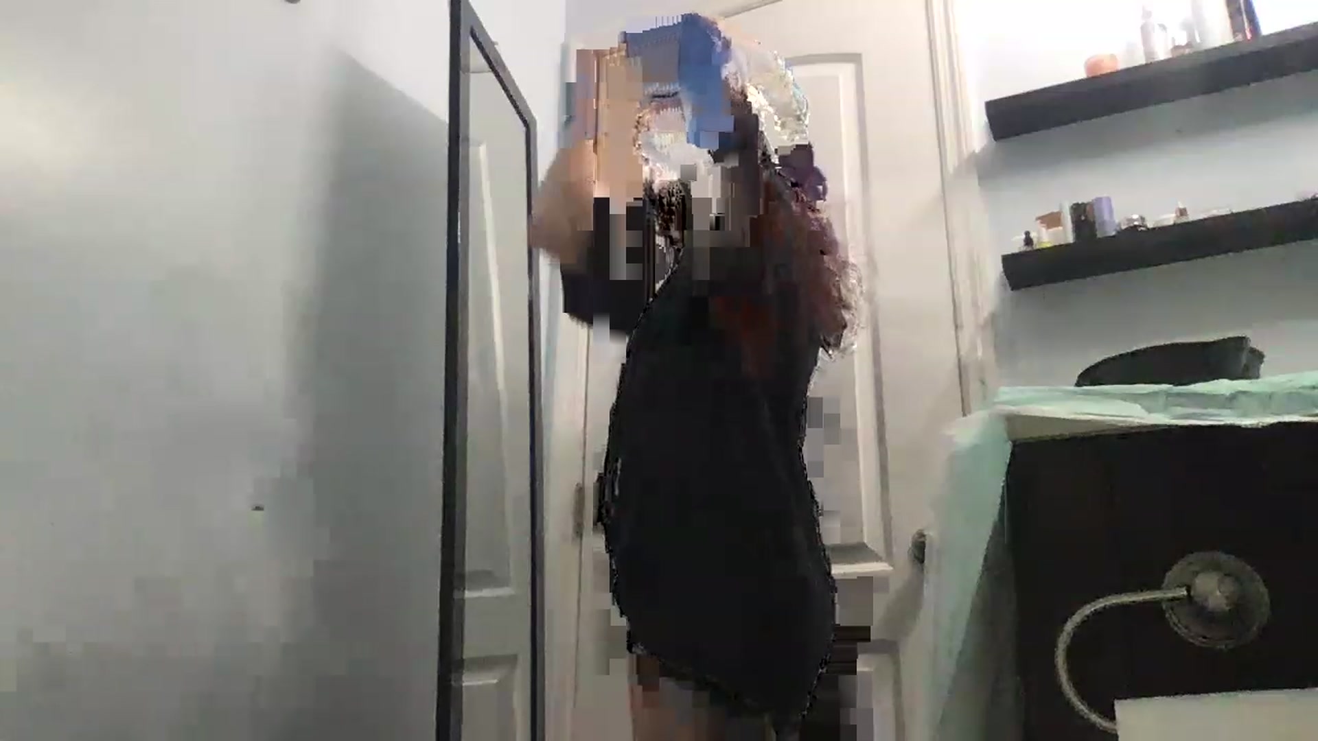 Gallery image thumbnail from EmmyLove's myfreecams stream on, 05/25/2023, 04:36 image 16 of 20