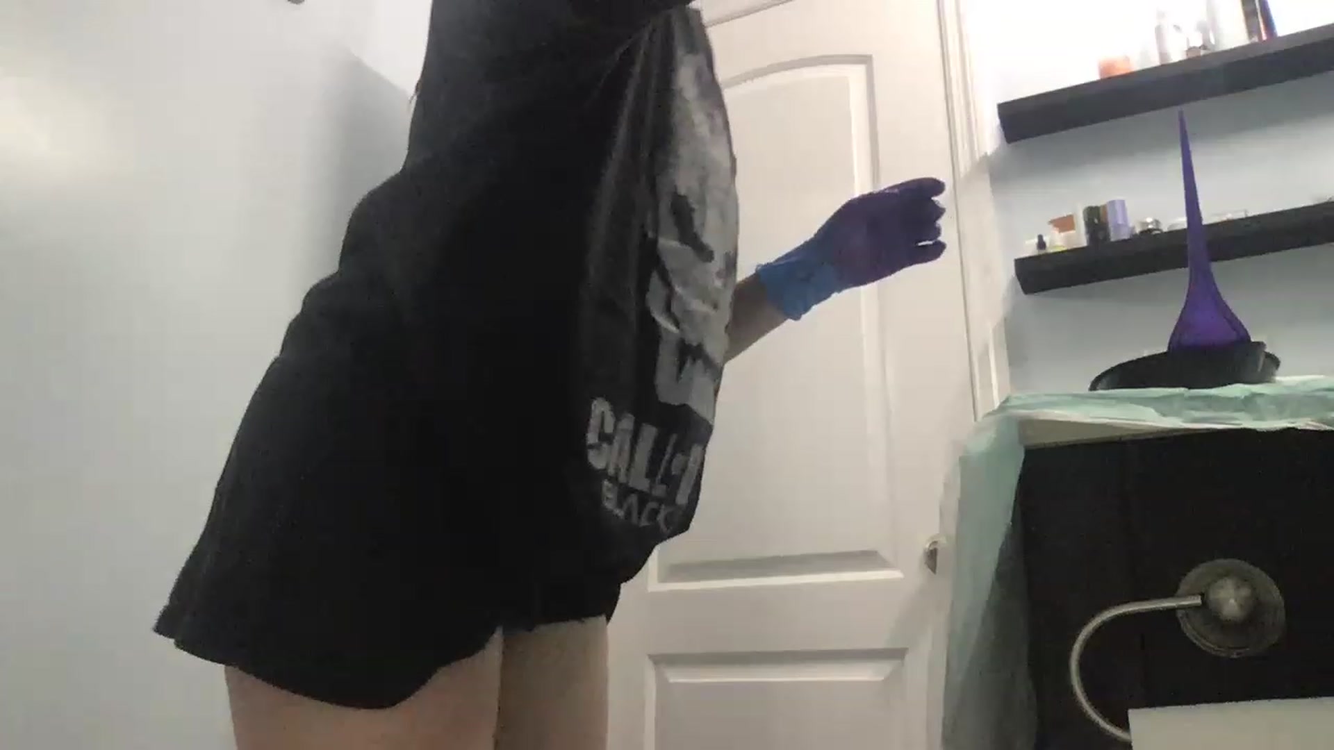 Gallery image thumbnail from EmmyLove's myfreecams stream on, 05/25/2023, 04:36 image 5 of 20