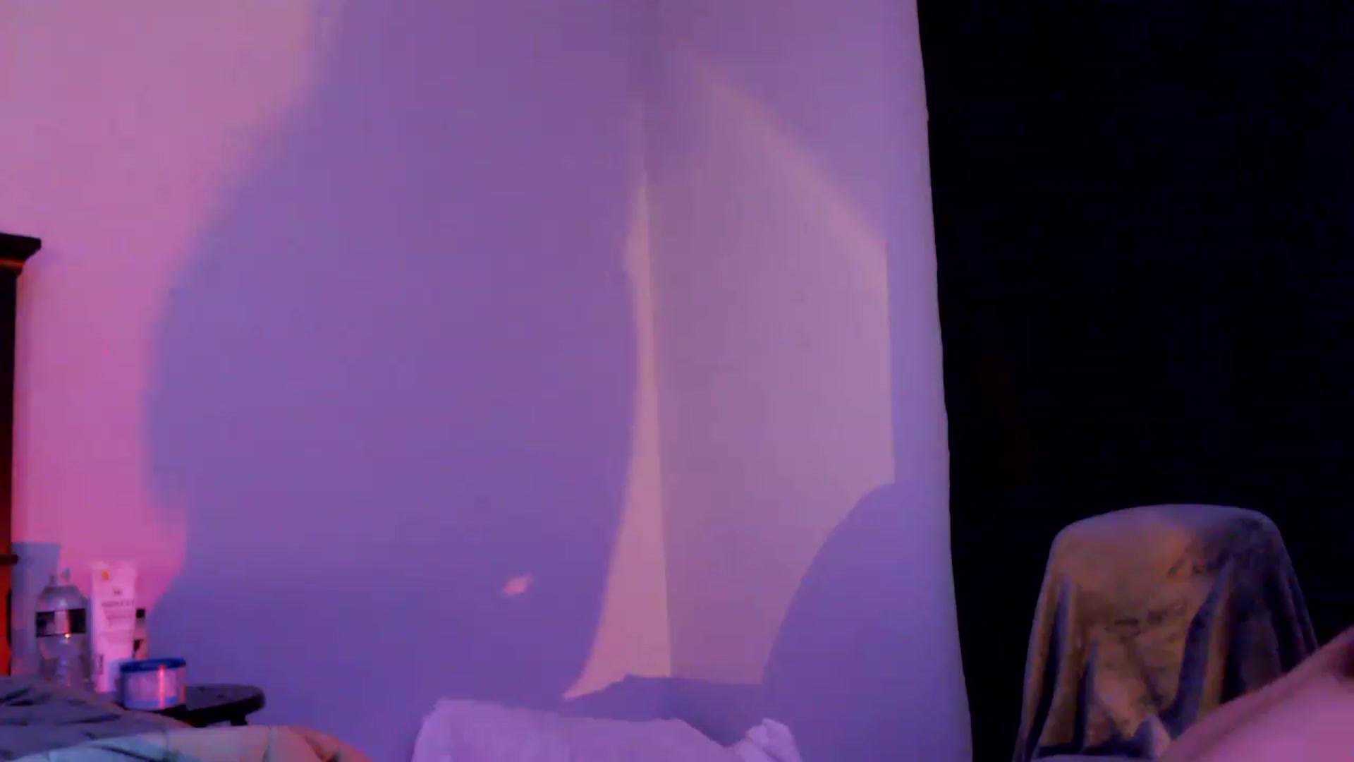 Gallery image thumbnail from EmmyLove's myfreecams stream on, 06/02/2023, 06:08 image 13 of 20