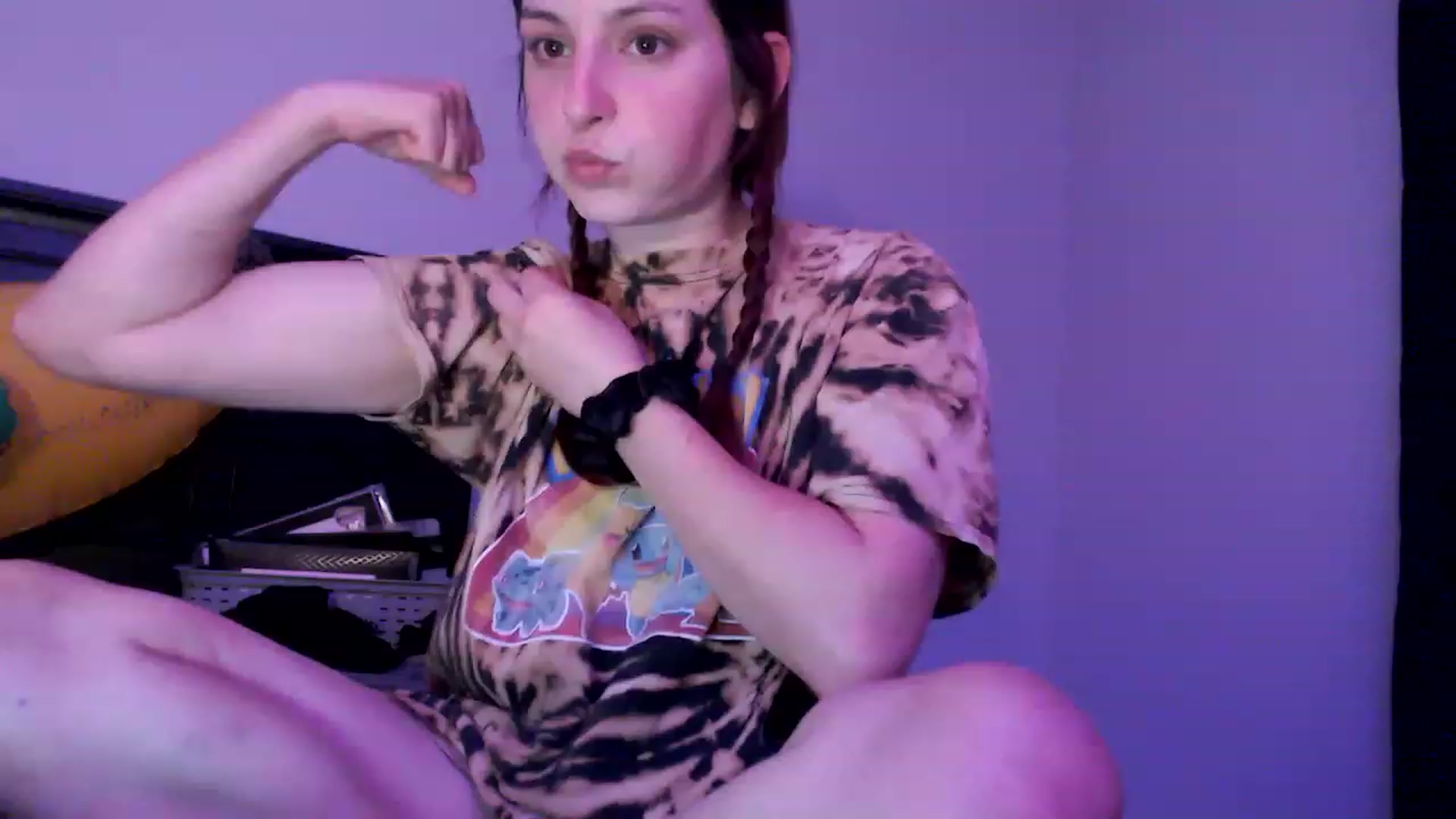 Gallery image thumbnail from EmmyLove's myfreecams stream on, 06/06/2023, 04:25 image 3 of 20