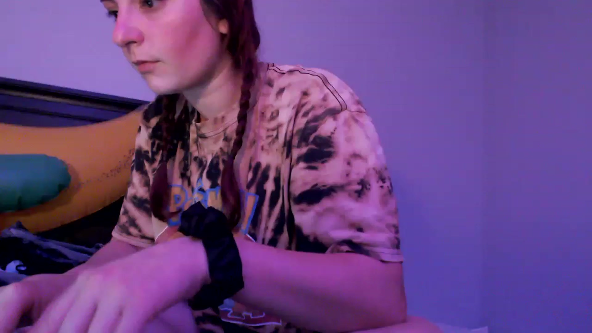 Gallery image thumbnail from EmmyLove's myfreecams stream on, 06/06/2023, 04:25 image 7 of 20