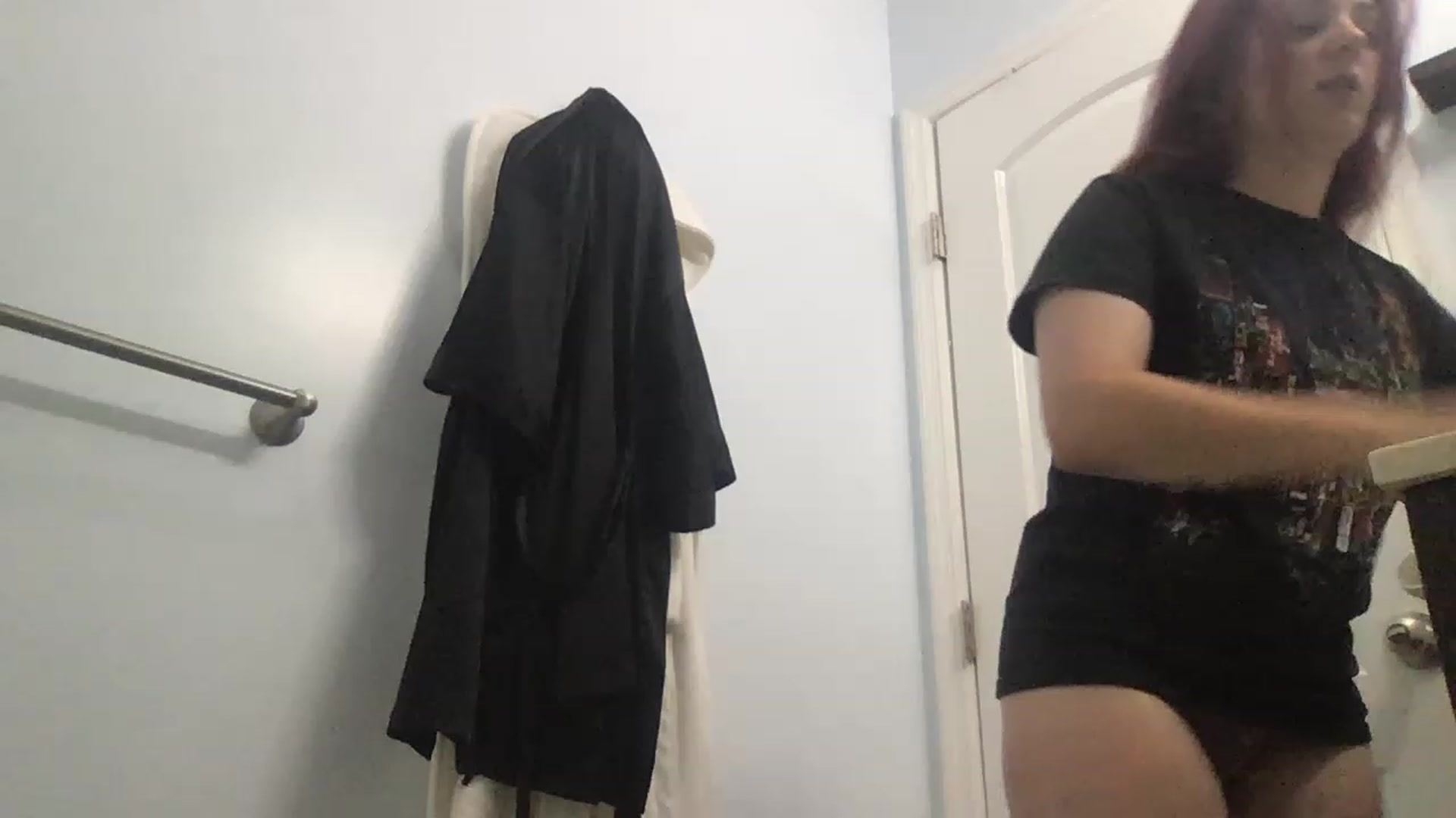 Gallery image thumbnail from EmmyLove's myfreecams stream on, 06/23/2023, 04:34 image 6 of 20