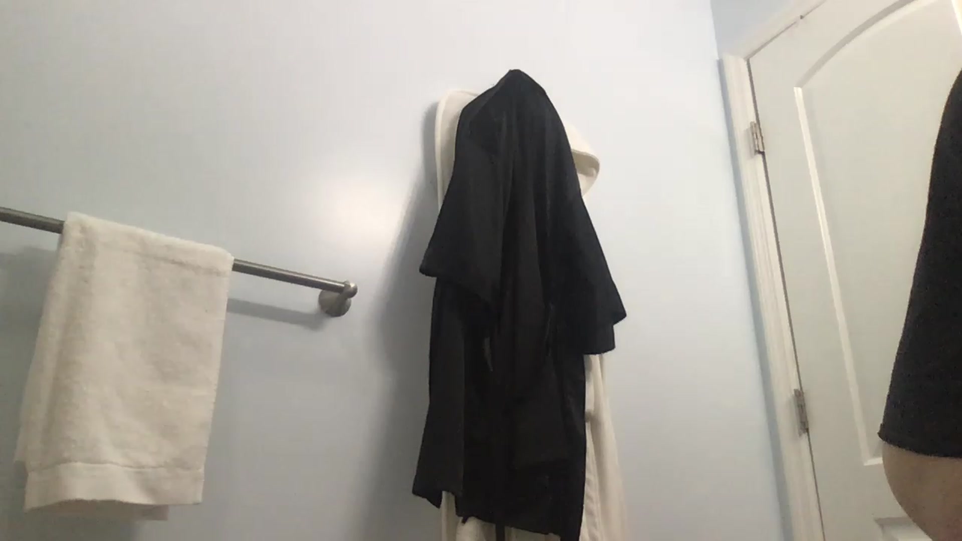 Gallery image thumbnail from EmmyLove's myfreecams stream on, 06/23/2023, 04:34 image 4 of 20
