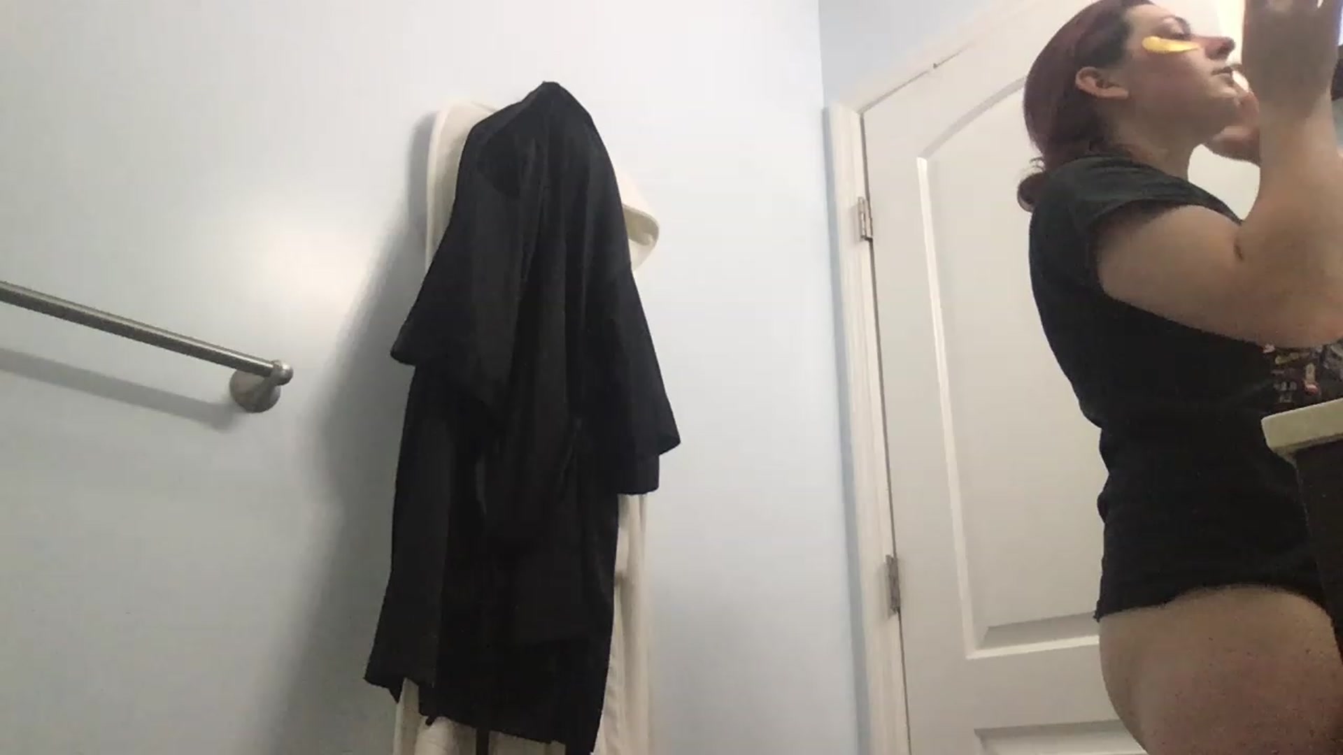 Gallery image thumbnail from EmmyLove's myfreecams stream on, 06/23/2023, 04:34 image 17 of 20