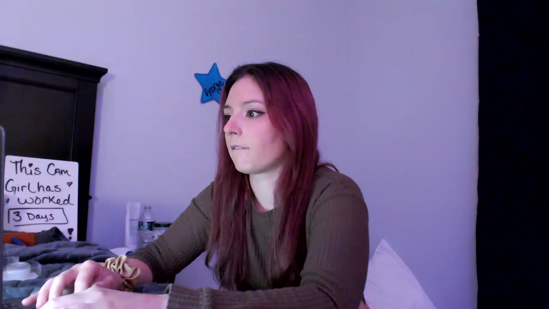 Gallery image thumbnail from EmmyLove's myfreecams stream on, 06/29/2023, 05:56 image 20 of 20