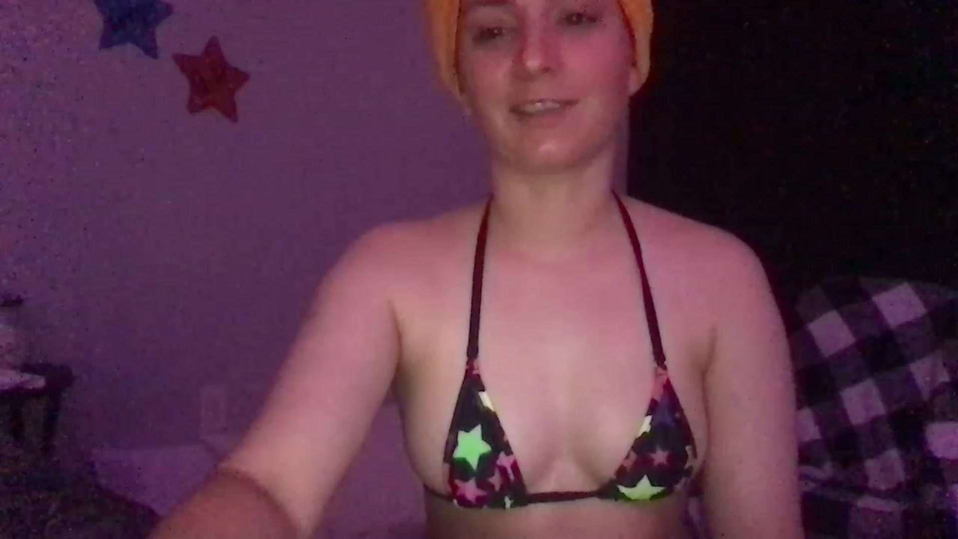 Gallery image thumbnail from EmmyLove's myfreecams stream on, 07/01/2023, 06:31 image 16 of 20