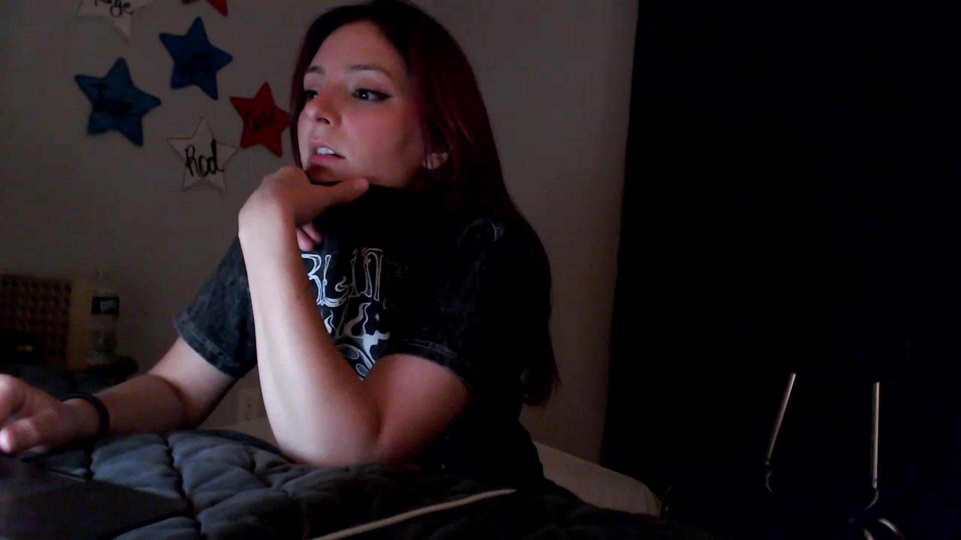 Gallery image thumbnail from EmmyLove's myfreecams stream on, 07/17/2023, 07:58 image 10 of 20