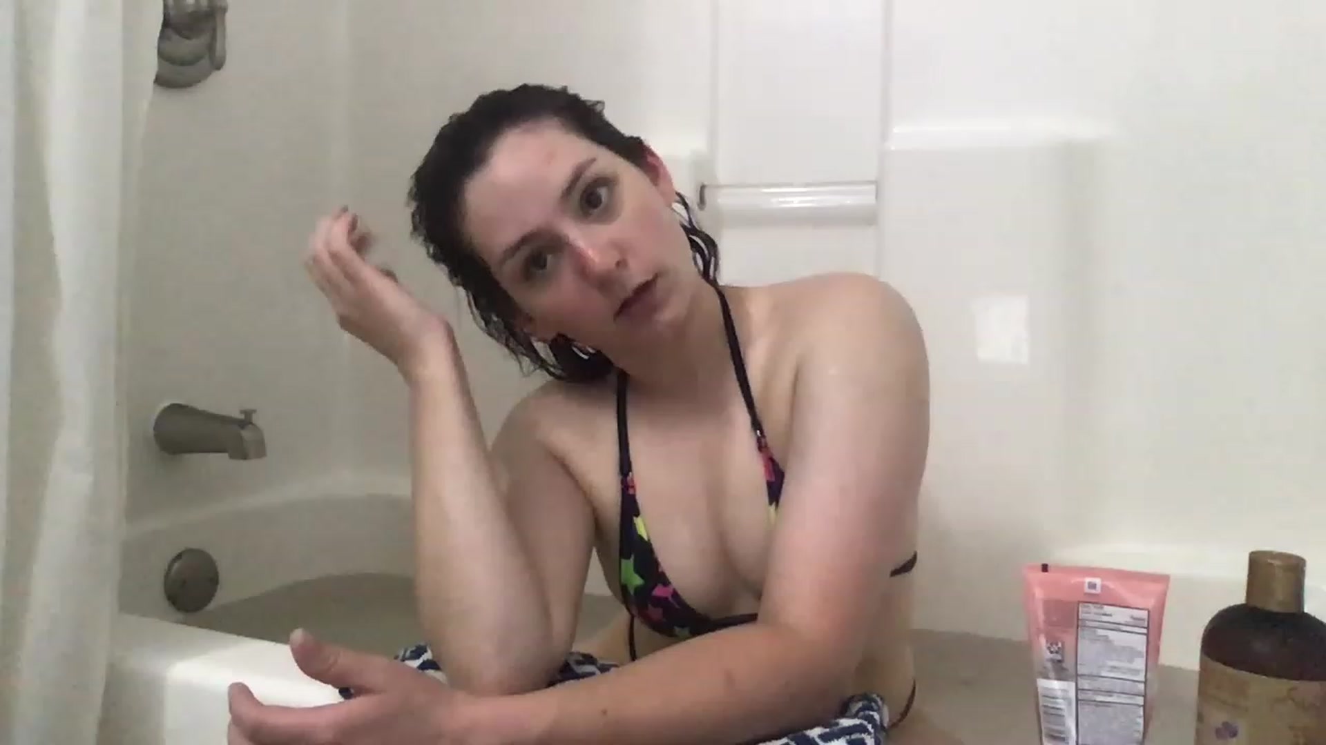 Gallery image thumbnail from EmmyLove's myfreecams stream on, 07/27/2023, 05:34 image 7 of 20